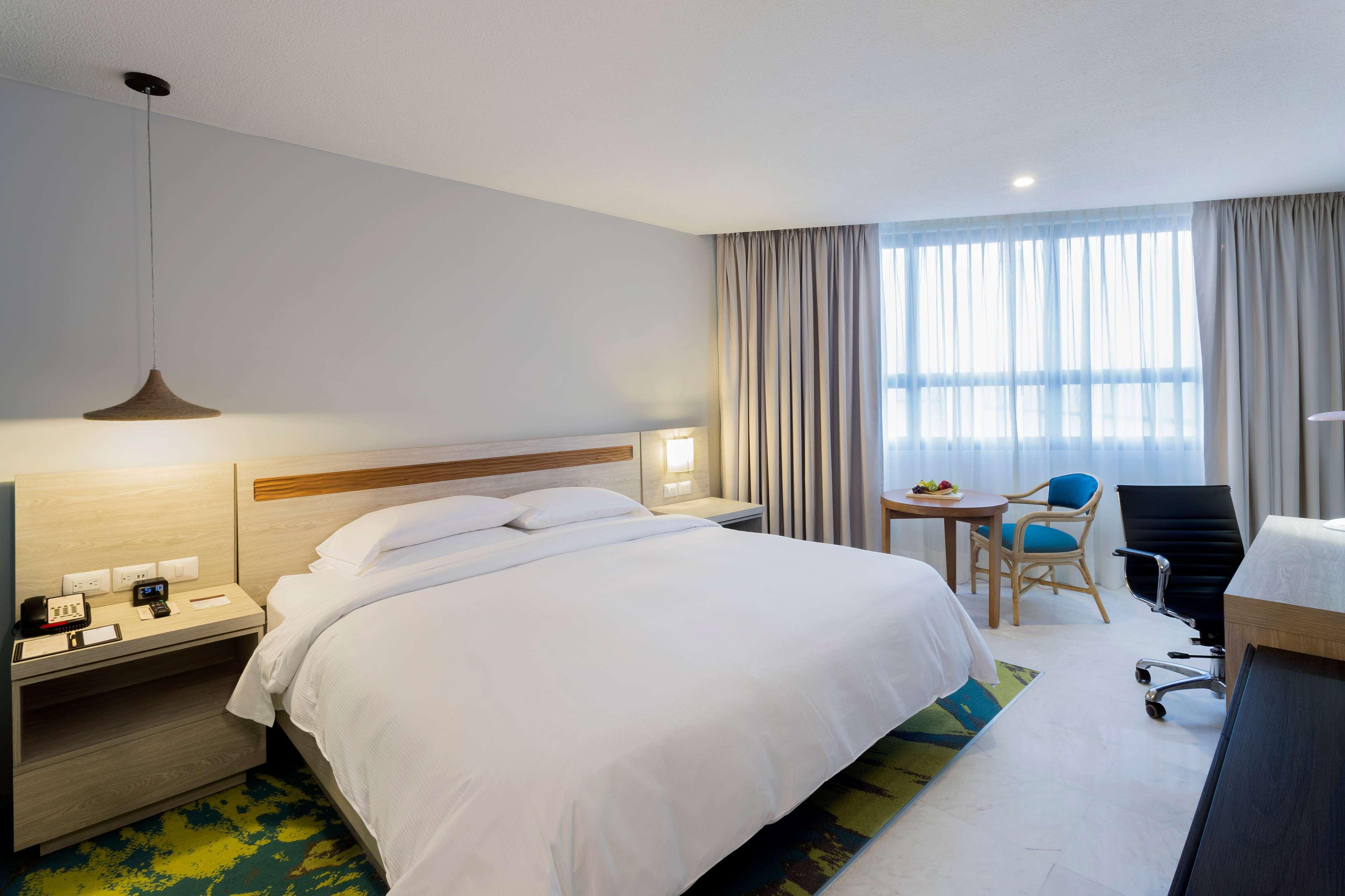 Double King Bed Non Smoking