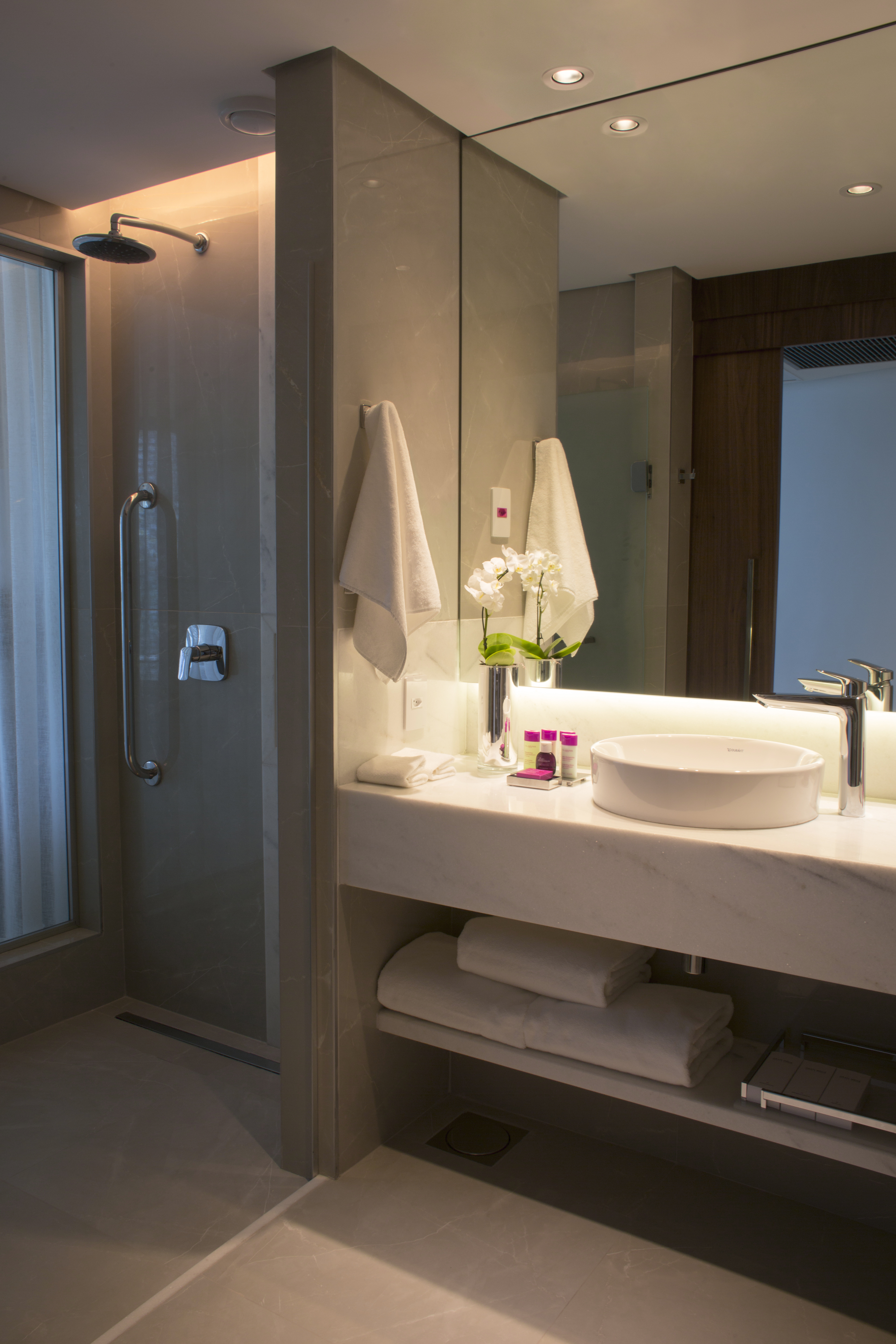 Double Classic King Bed