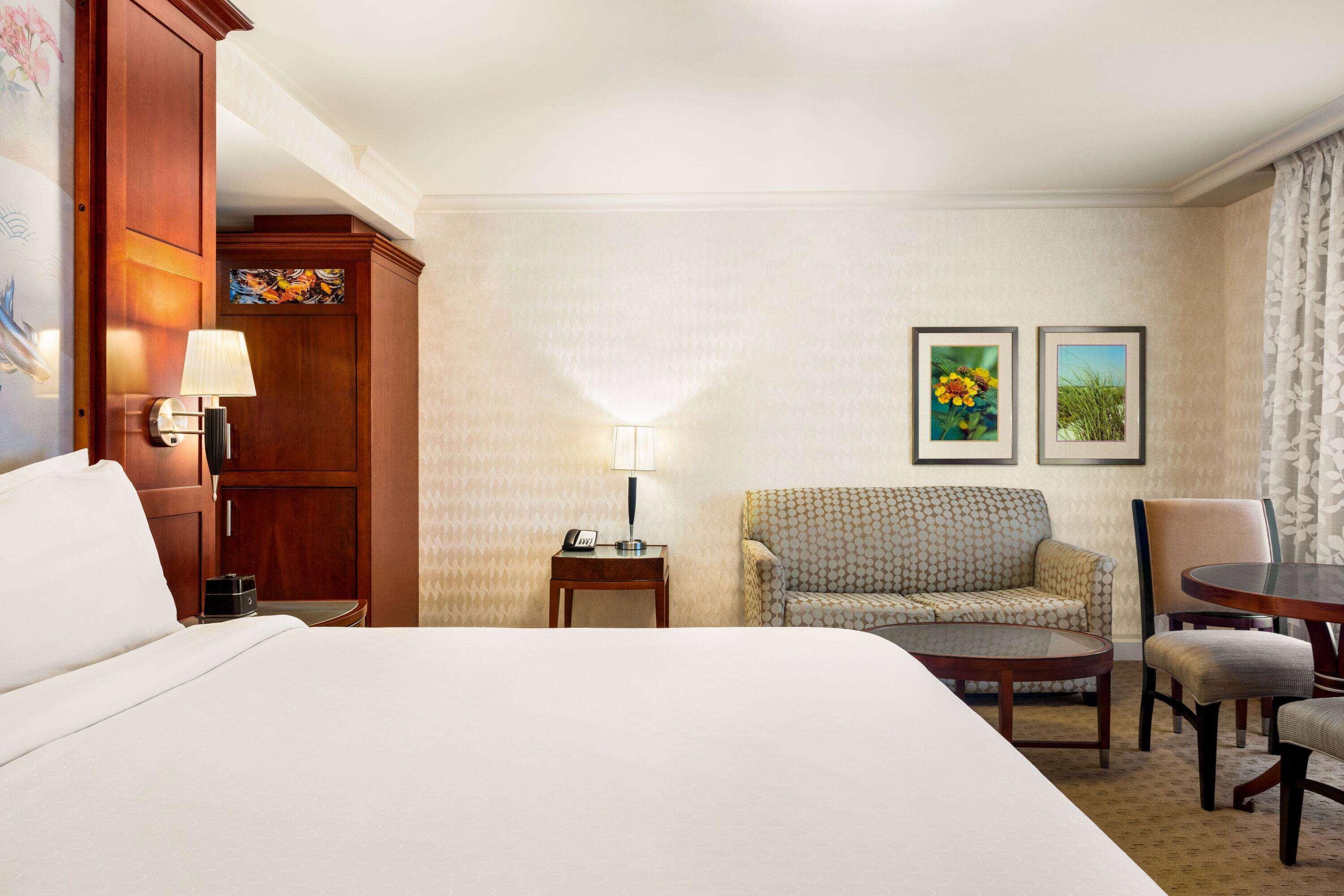 Studio King Size Bed