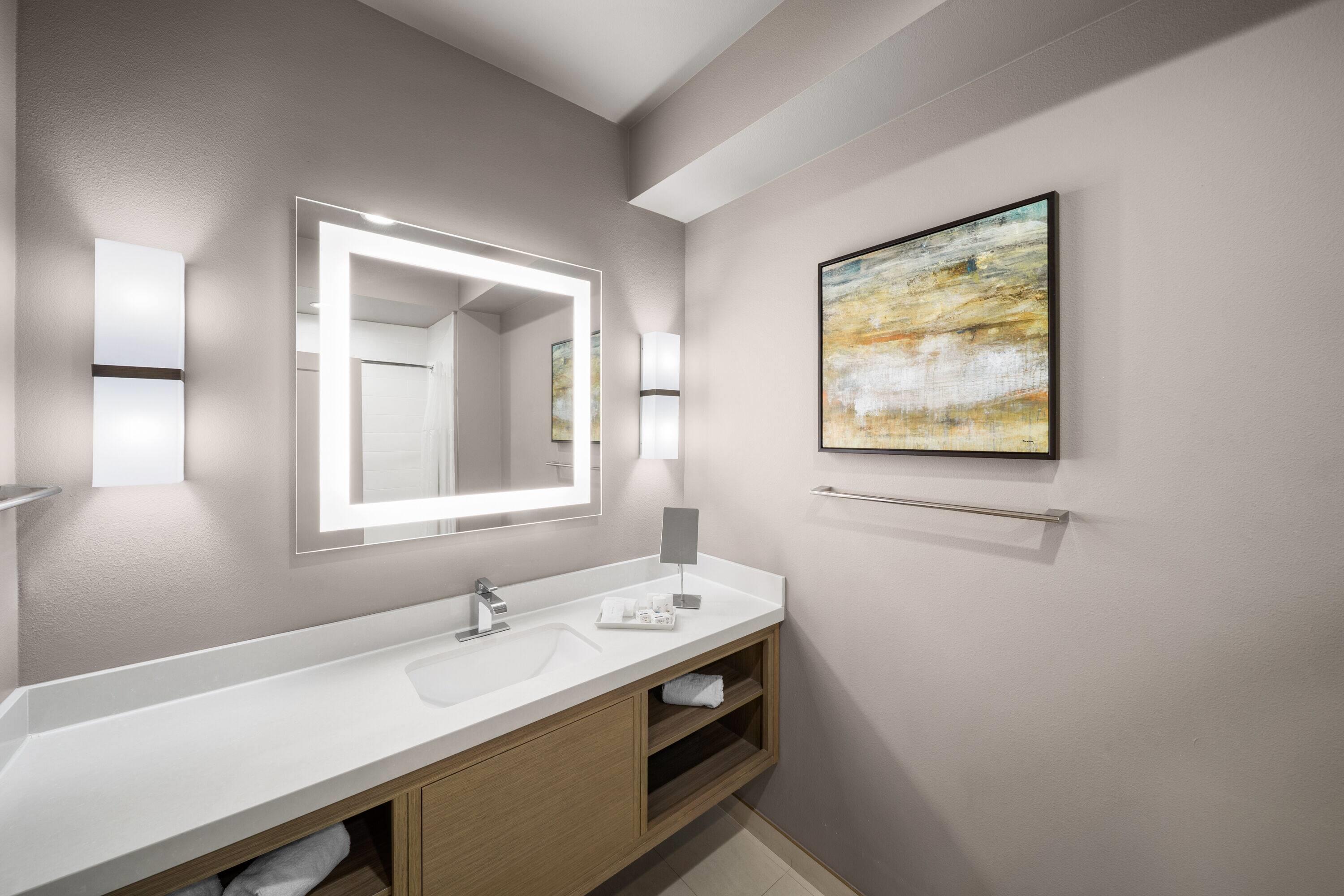 Suite Two Queen Beds