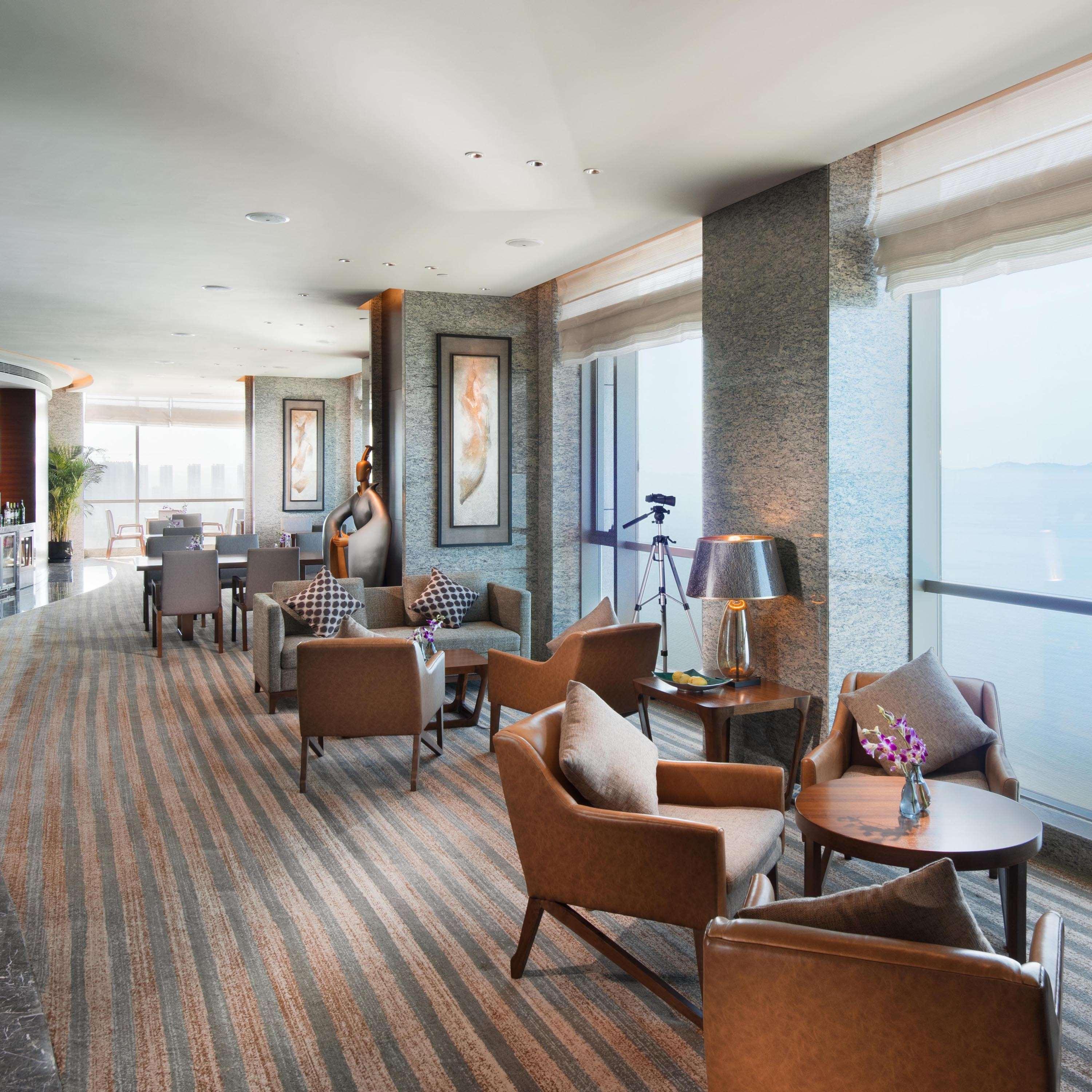 Twin Executive Sea View