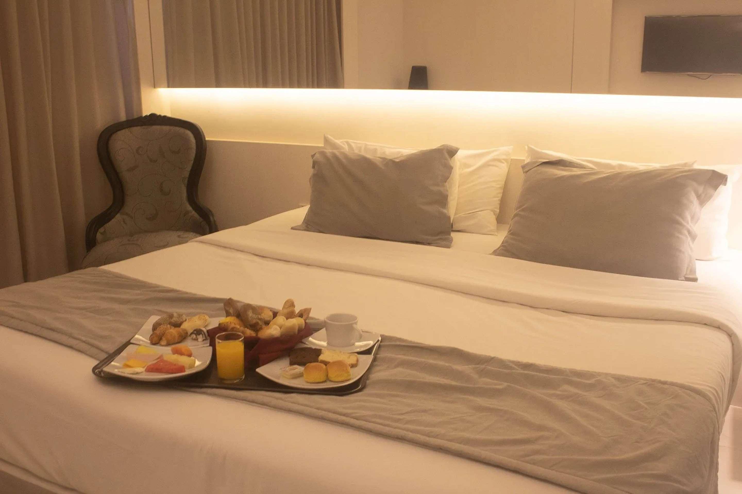 Double Queen Size Bed