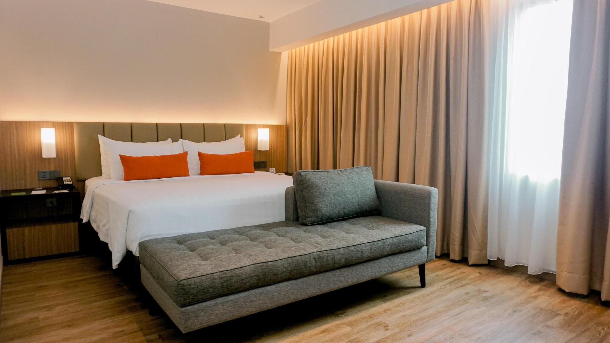 Double Deluxe Executive