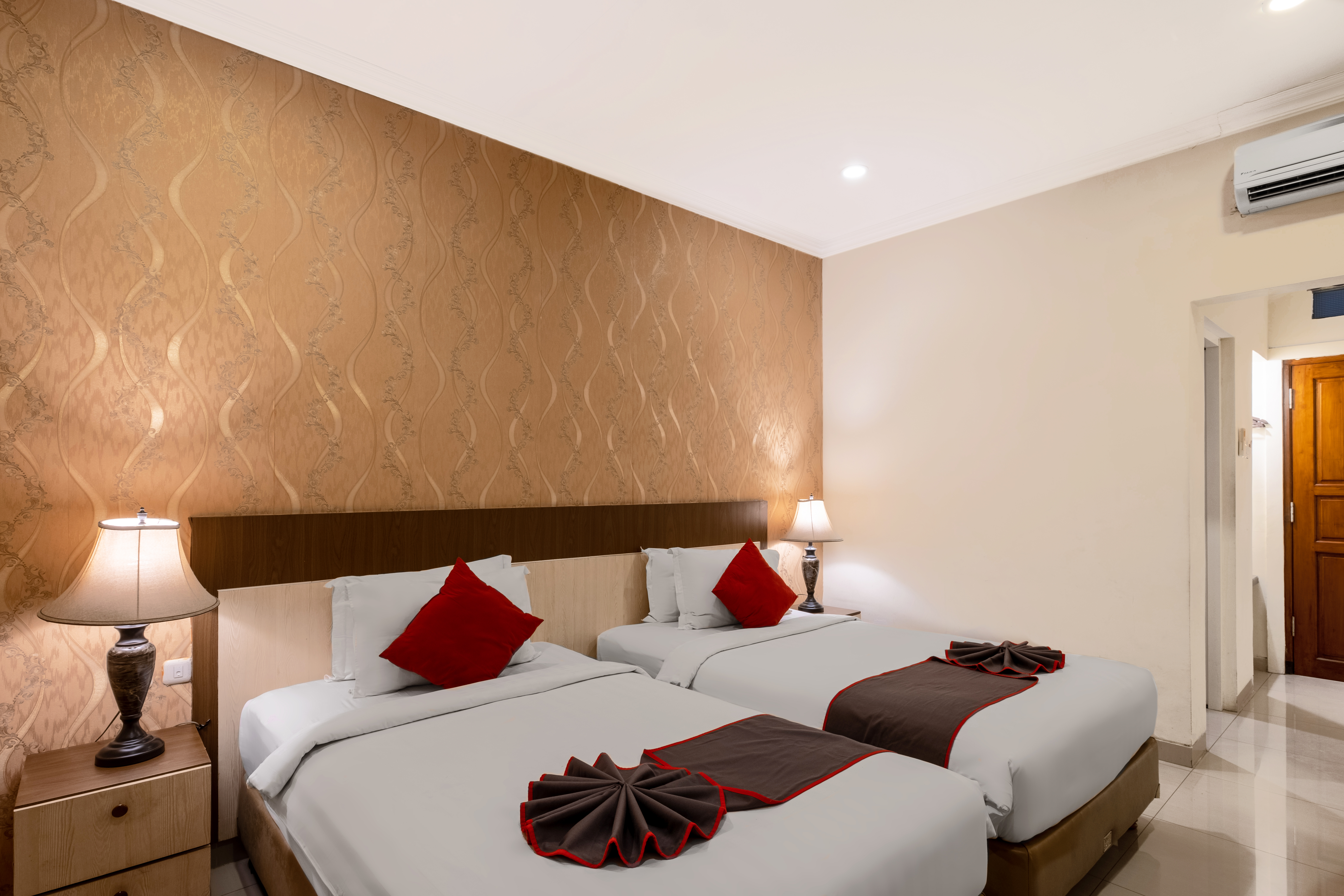 Double or Twin Superior