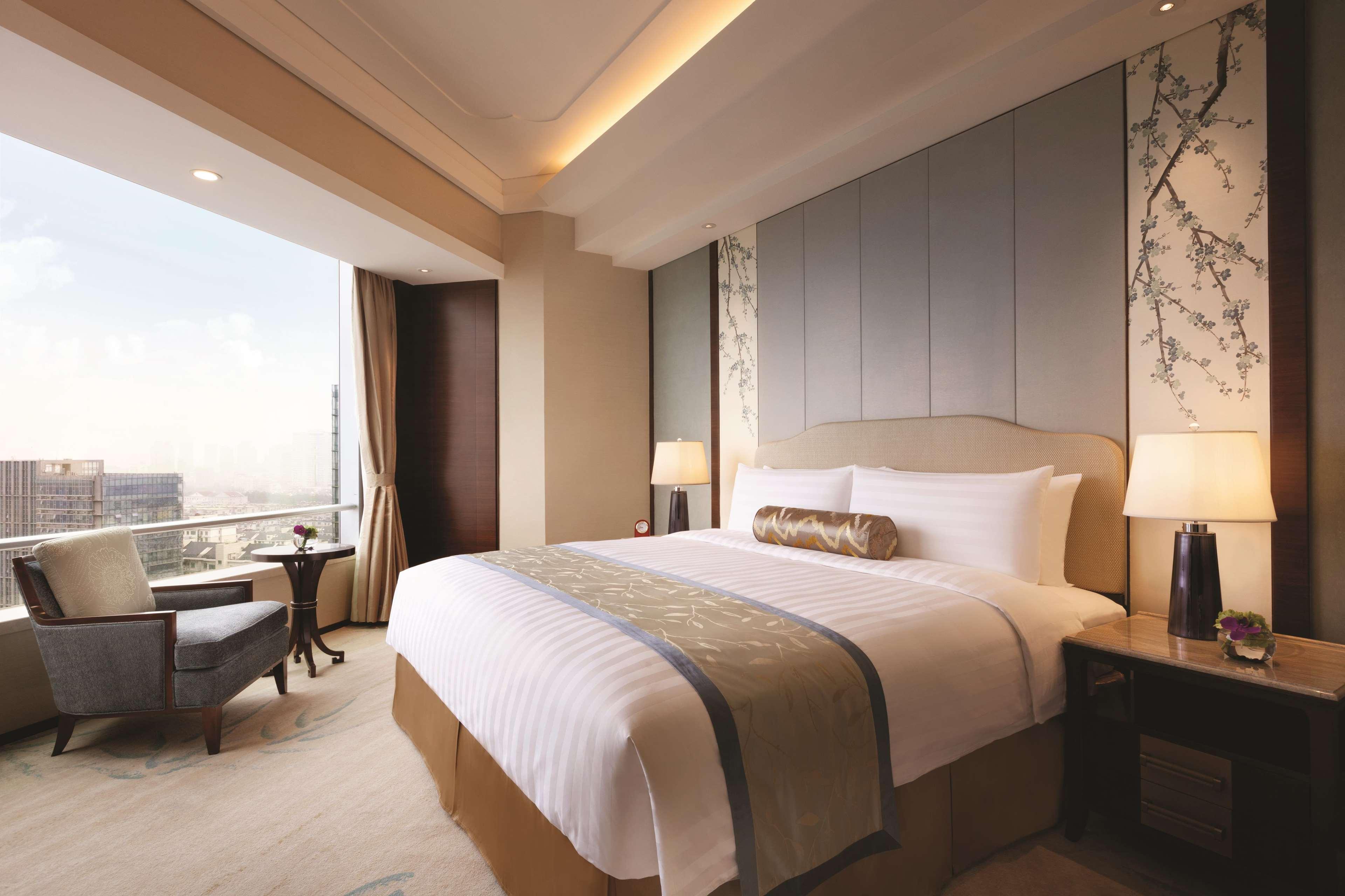 Double Premier King Bed