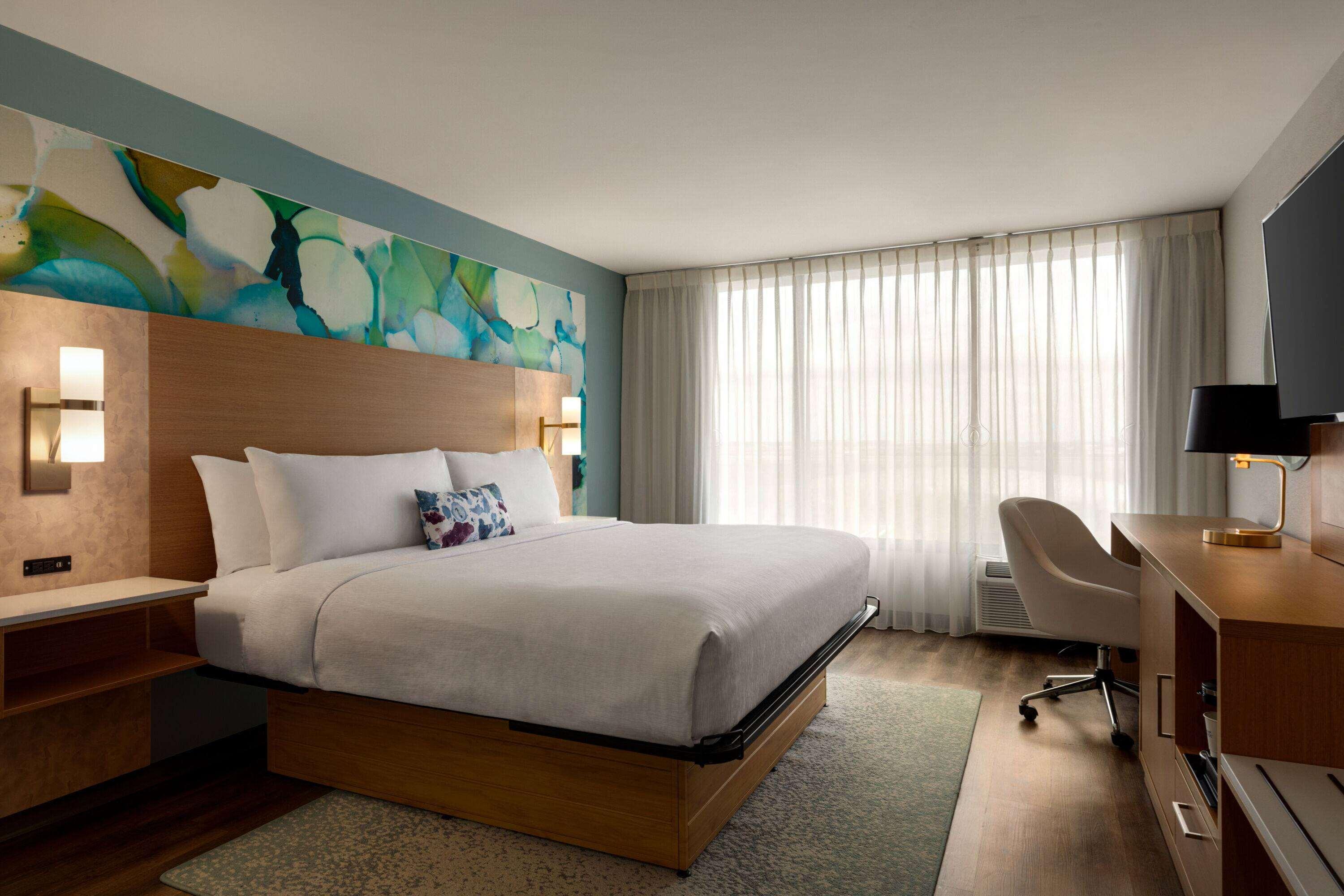 Room Accessible King Size Bed