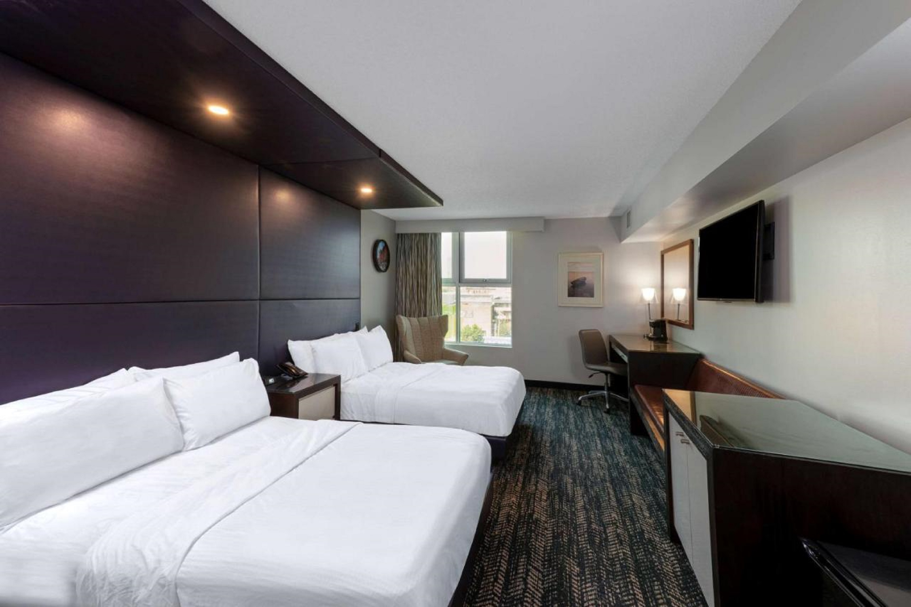 Room Two Double Beds Non Smoking