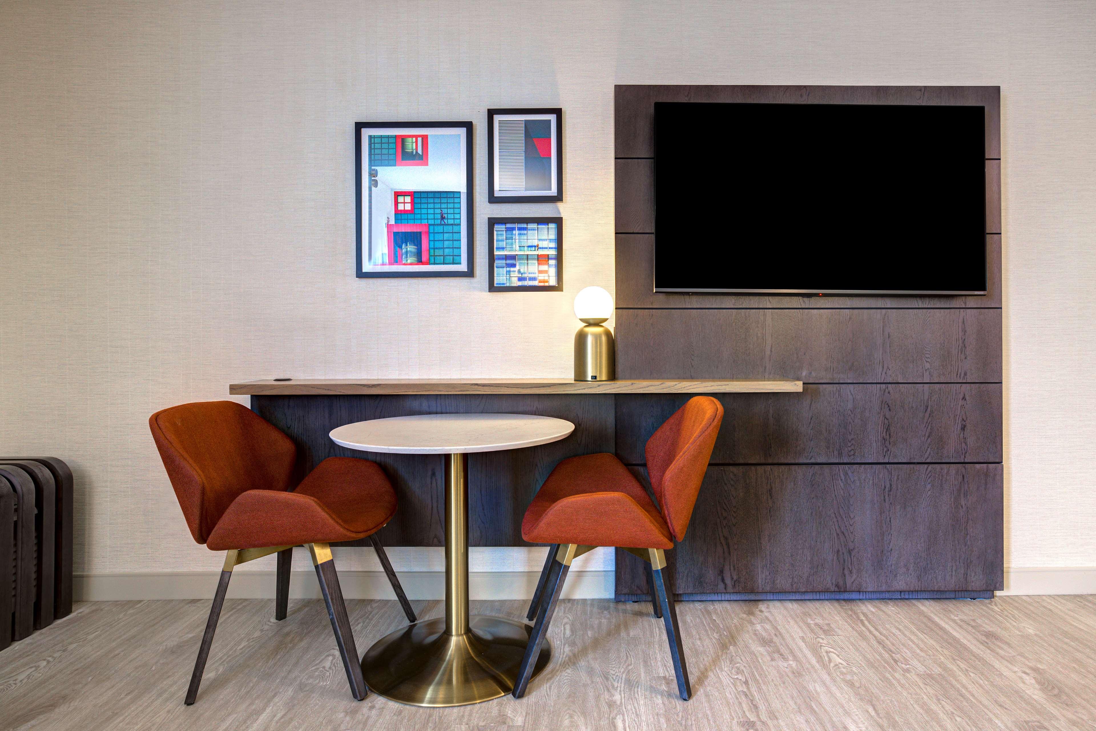 Junior Suite King Size Bed