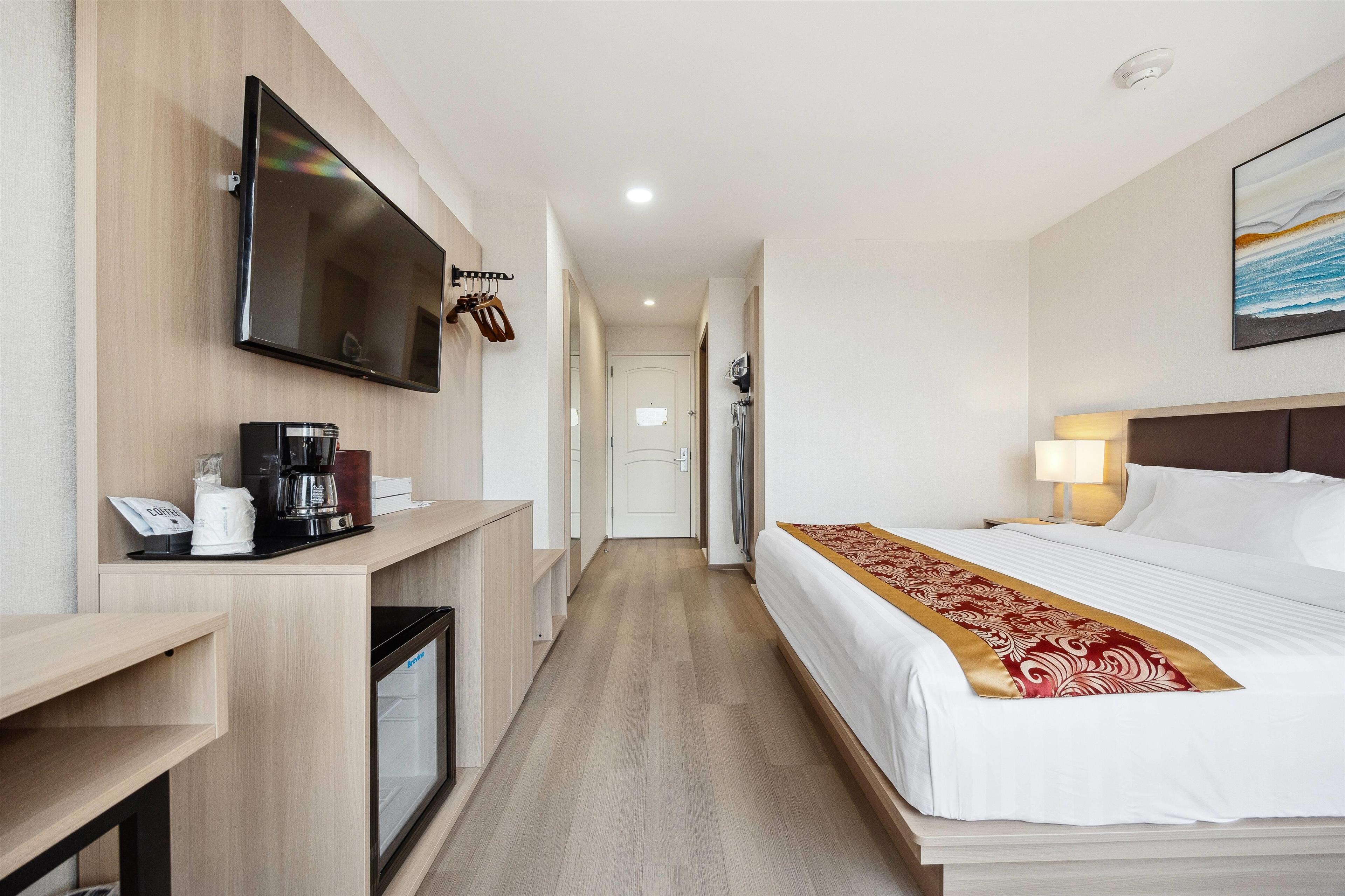 Double Queen Bed Non Smoking