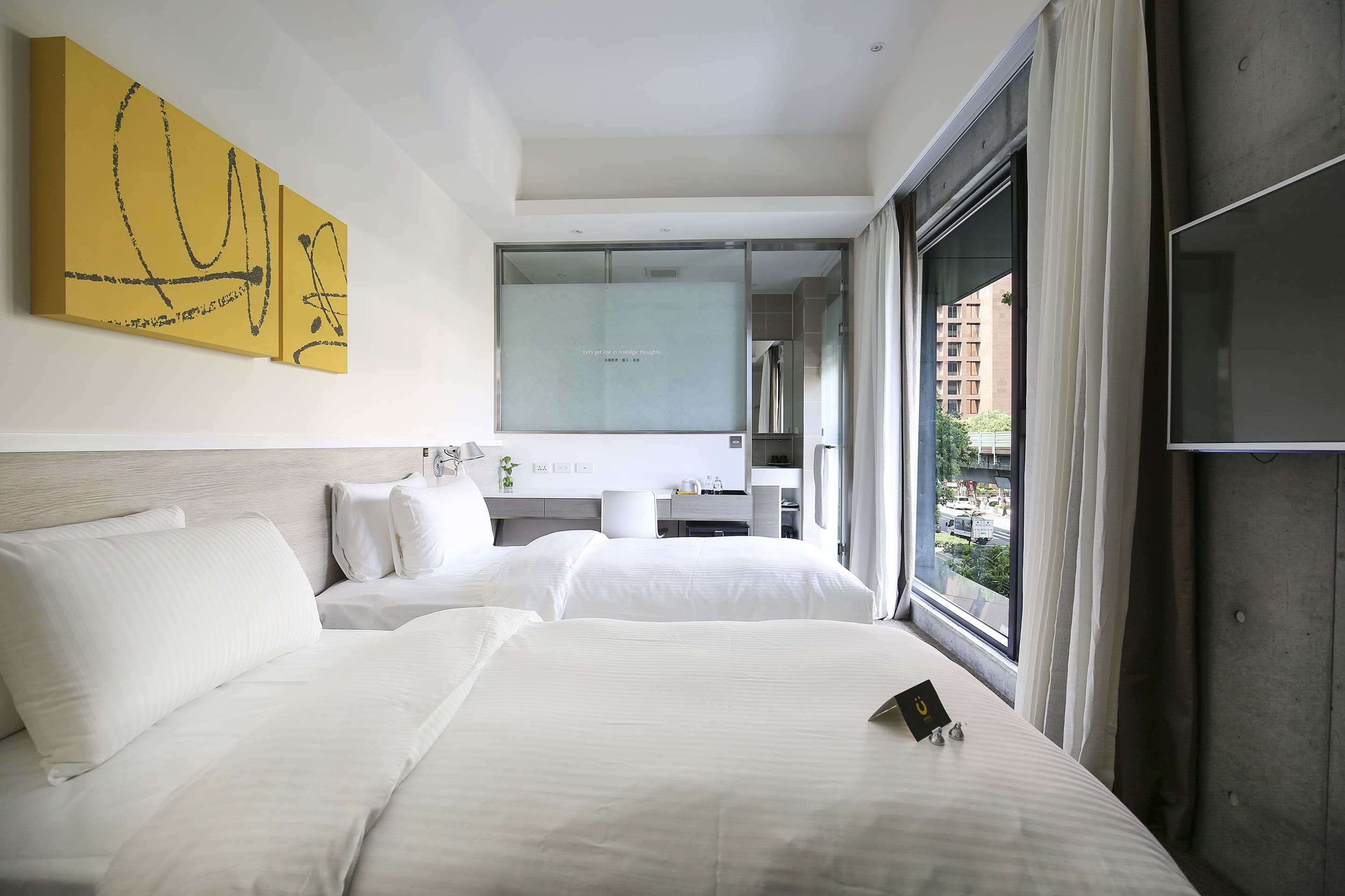 Twin Deluxe with Views