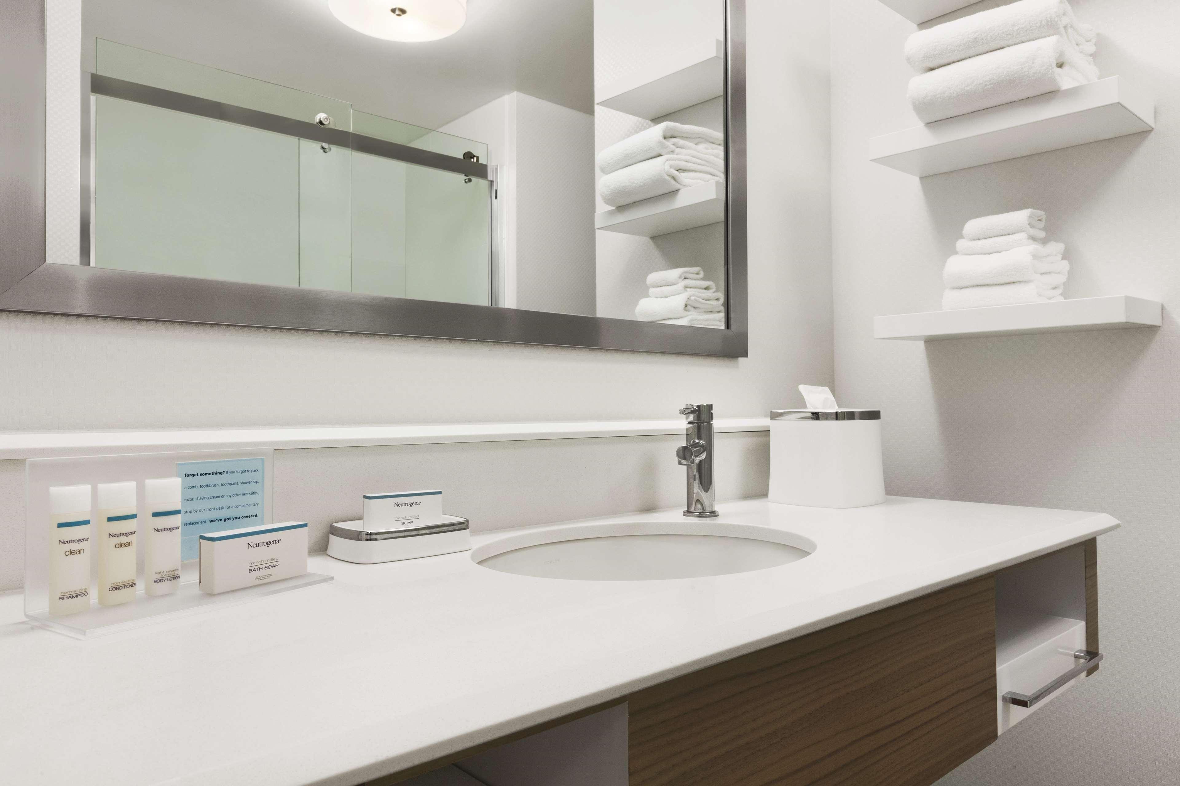 Double Two Queen Beds Non Smoking