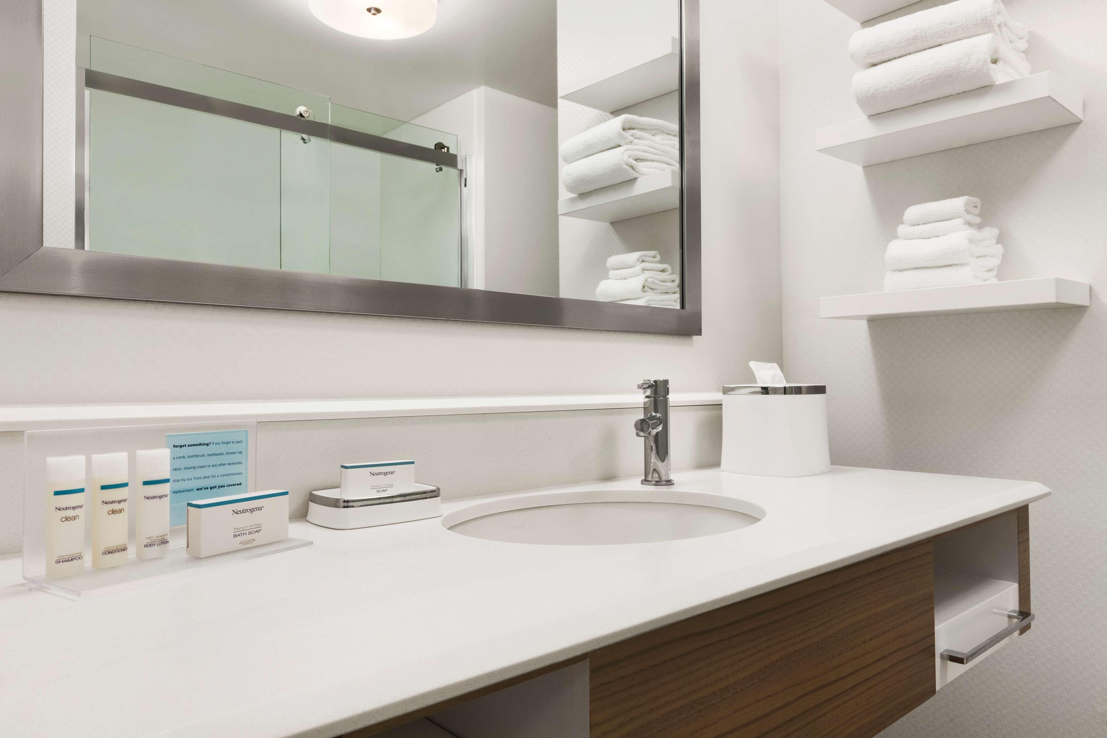 Double Two Queen Beds Non Smoking