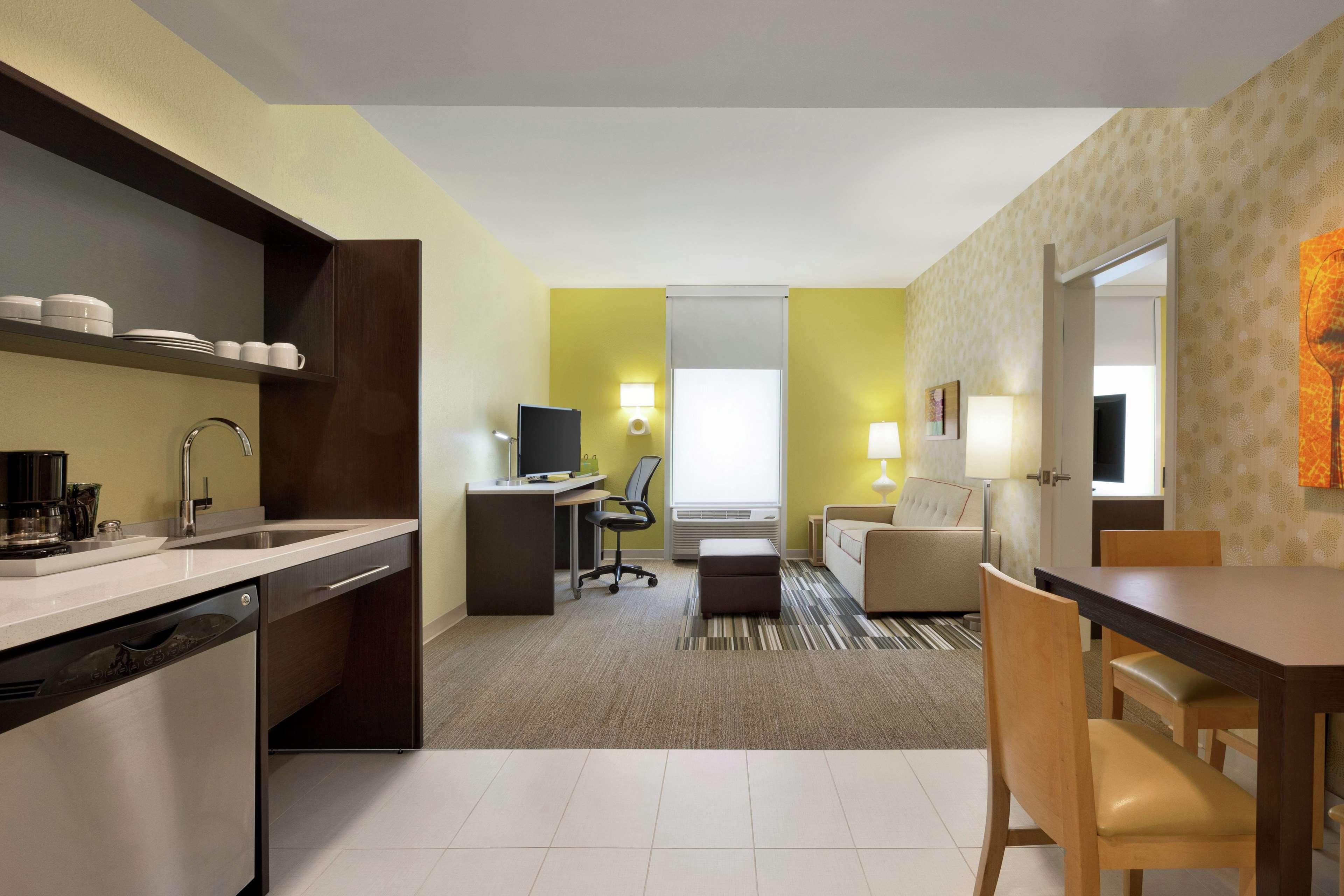 Studio King Bed Non Smoking