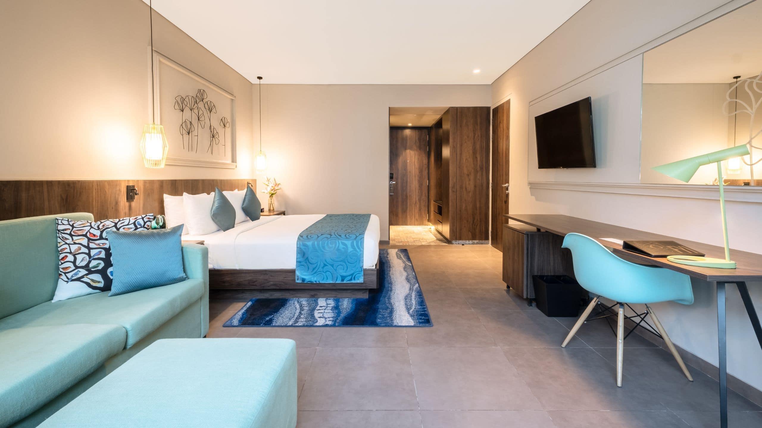 Double Deluxe Pool View