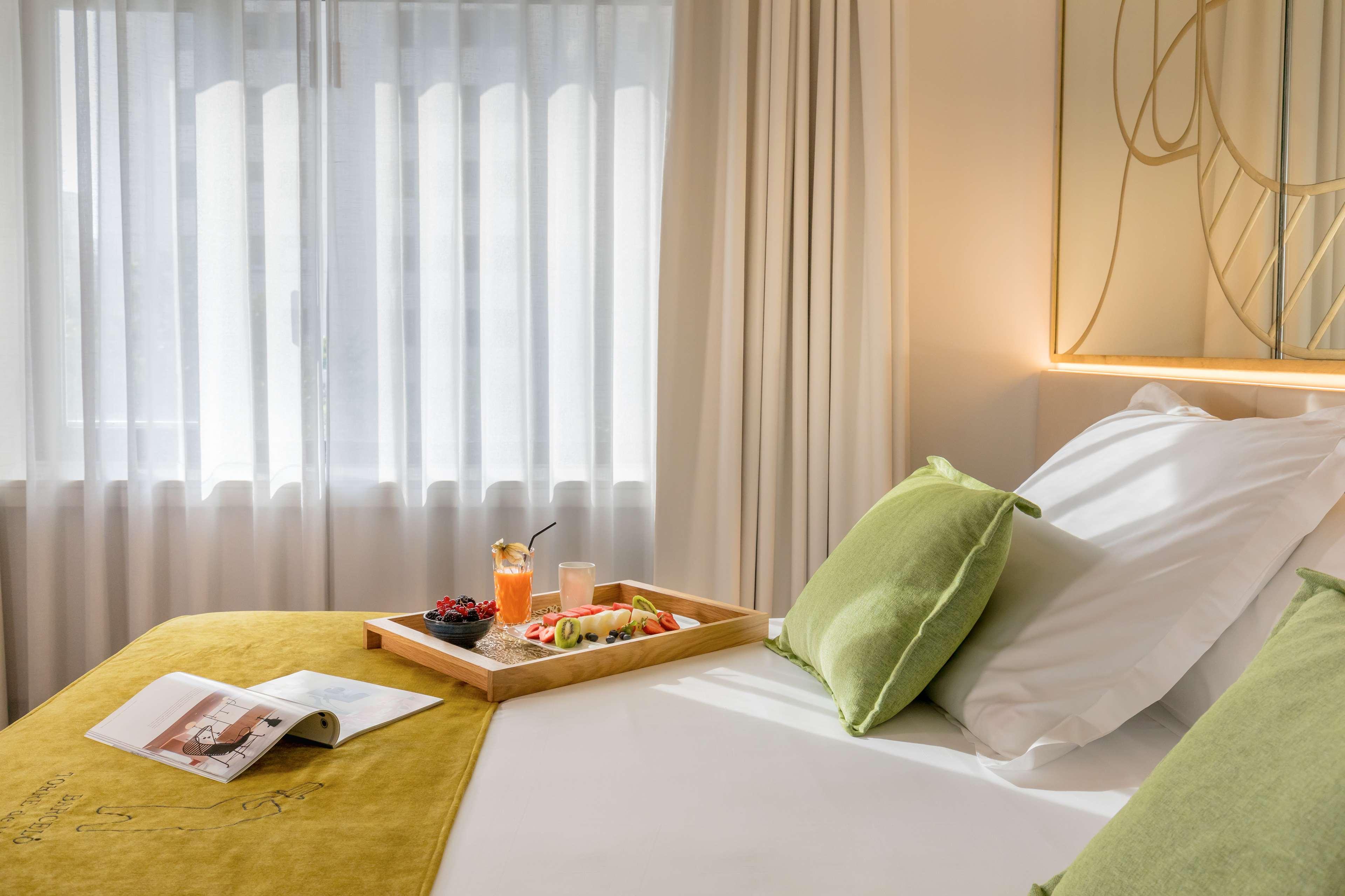 Double or Twin Deluxe