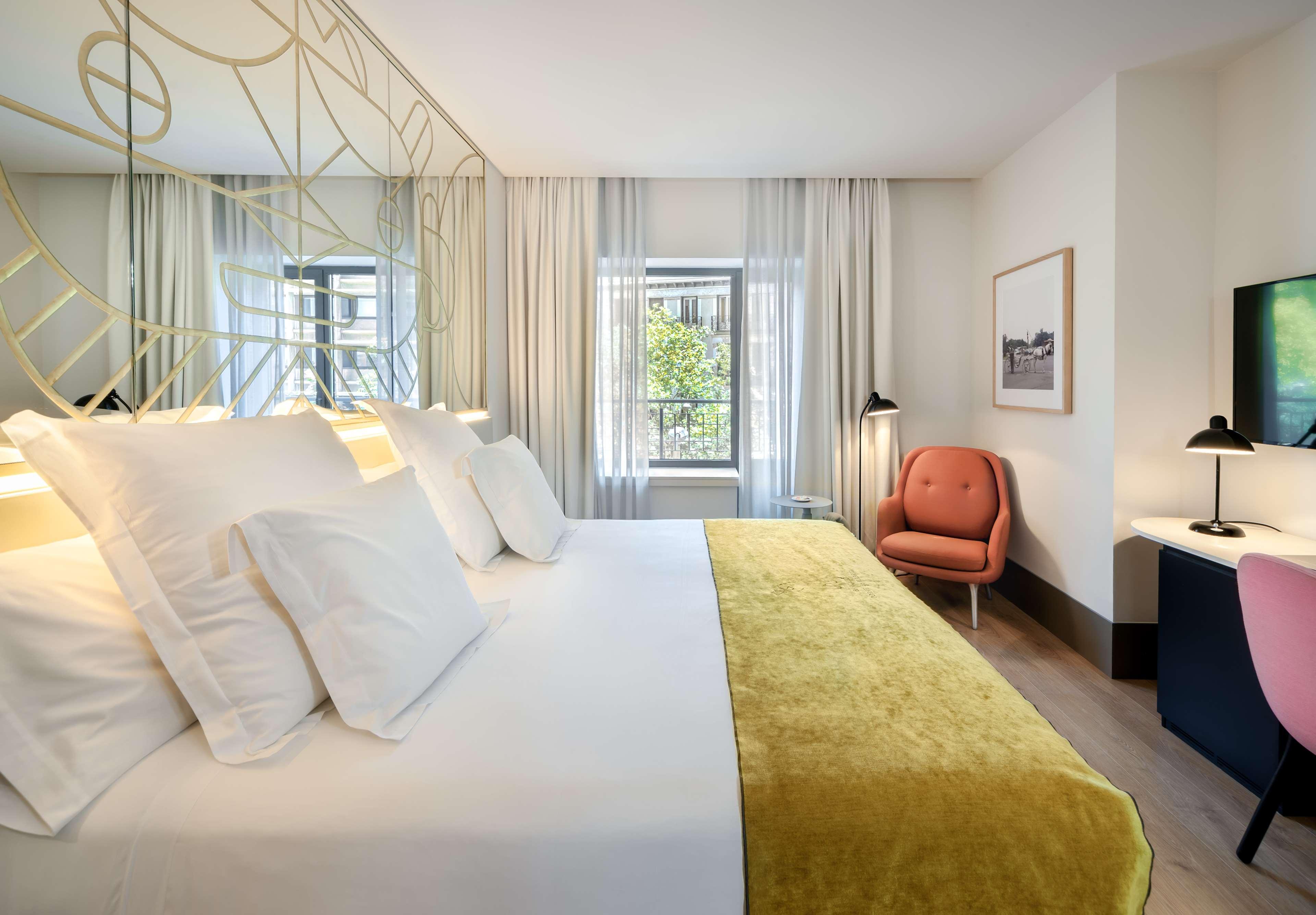 Double or Twin Deluxe