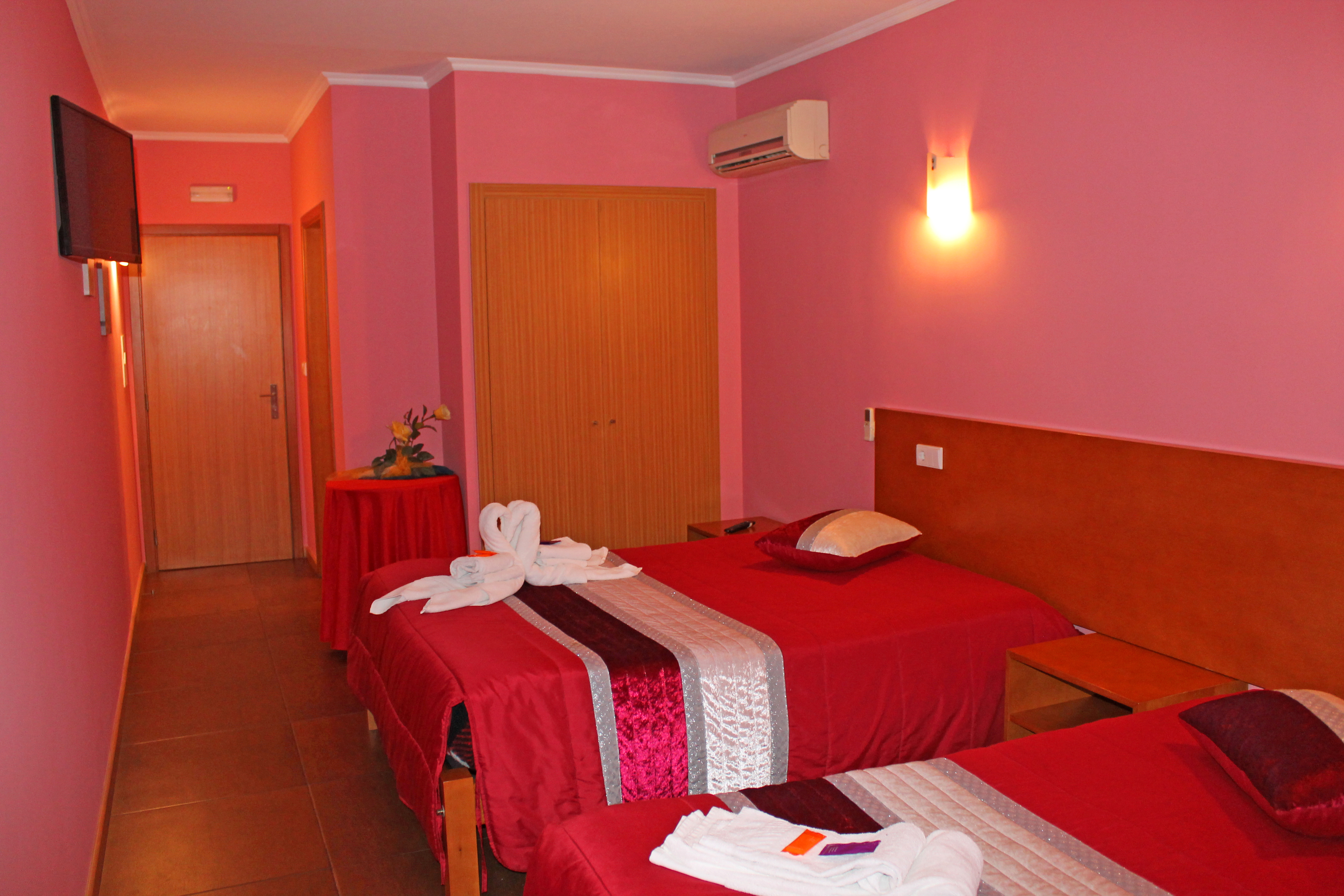 Family Room Capacity 3