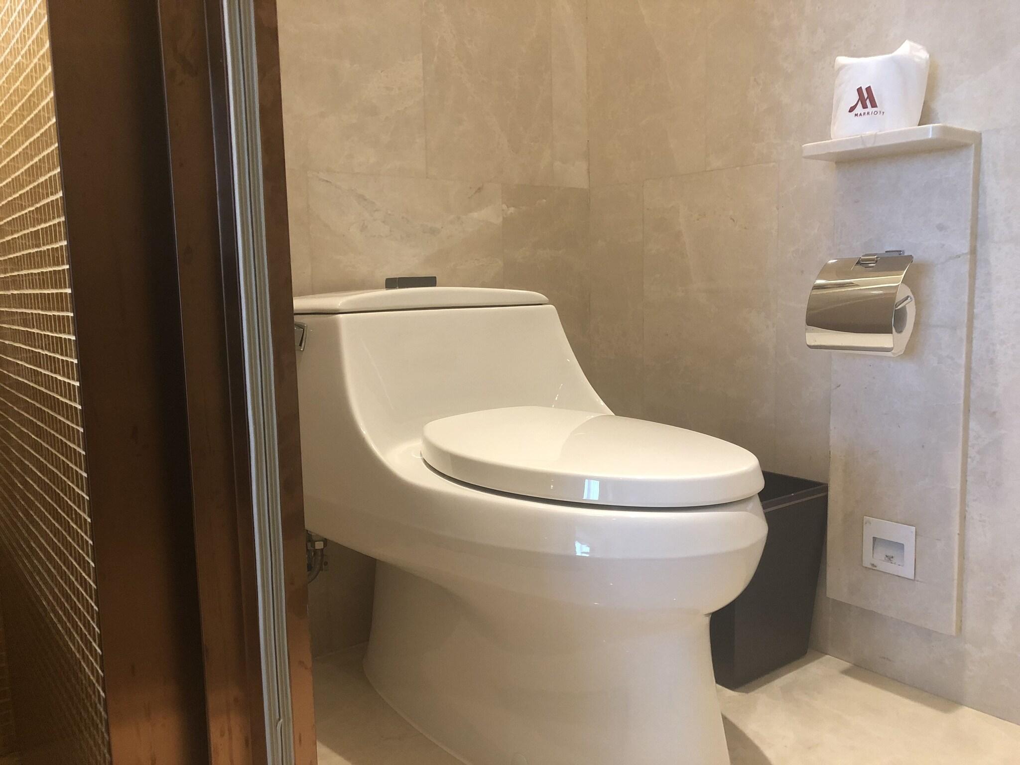 Double Executive King Bed