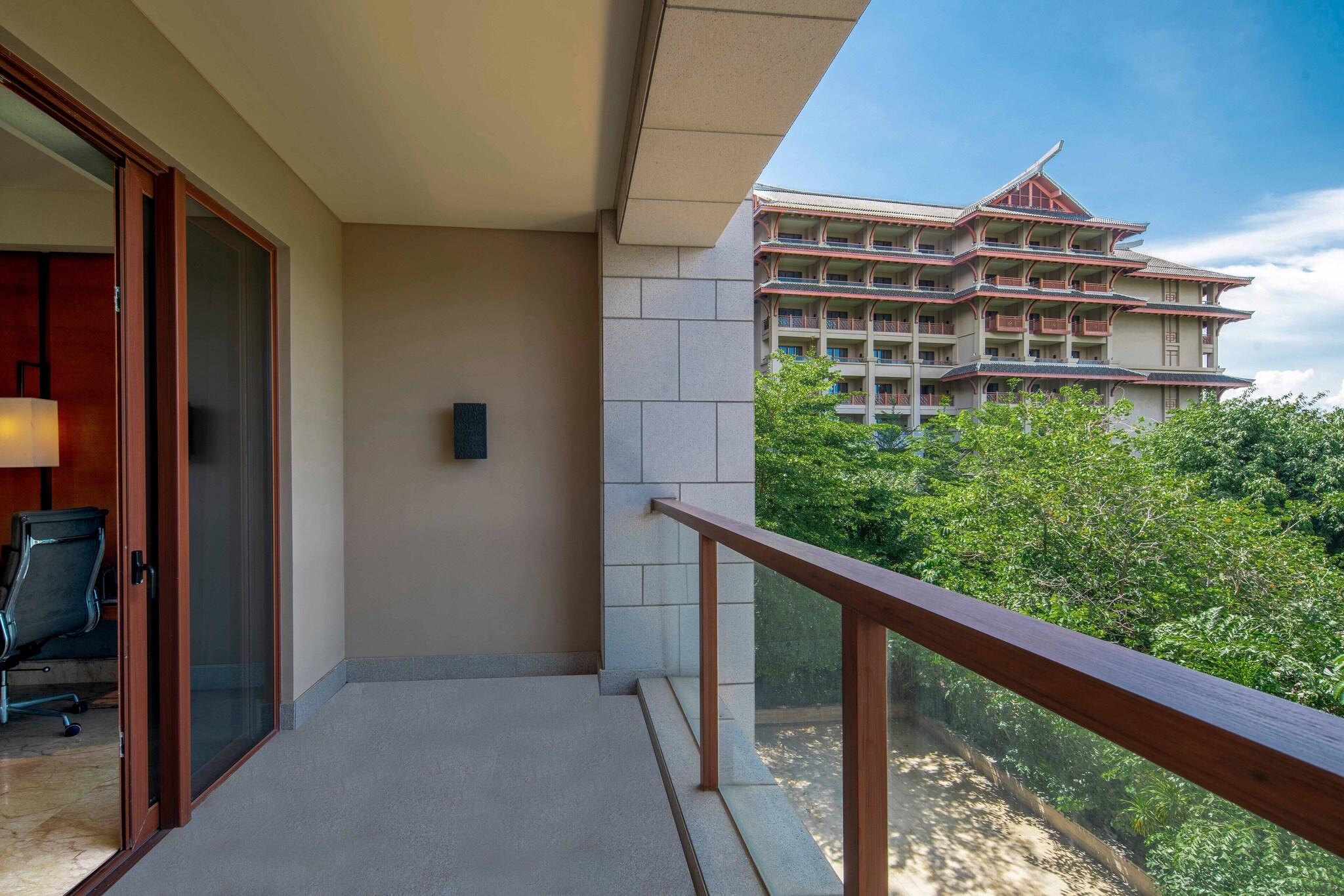 Double Garden View with Balcony