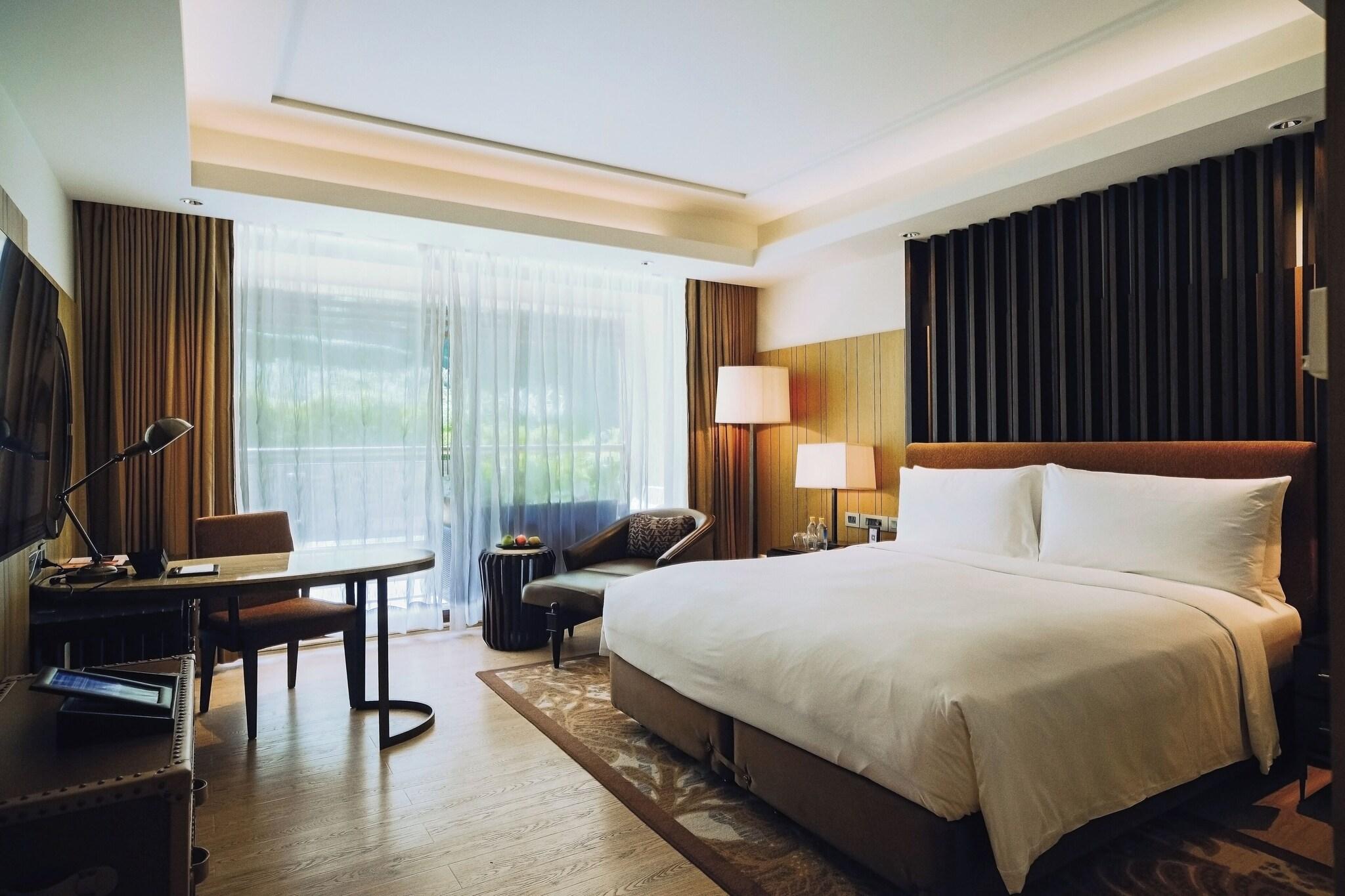 Double King Size Bed