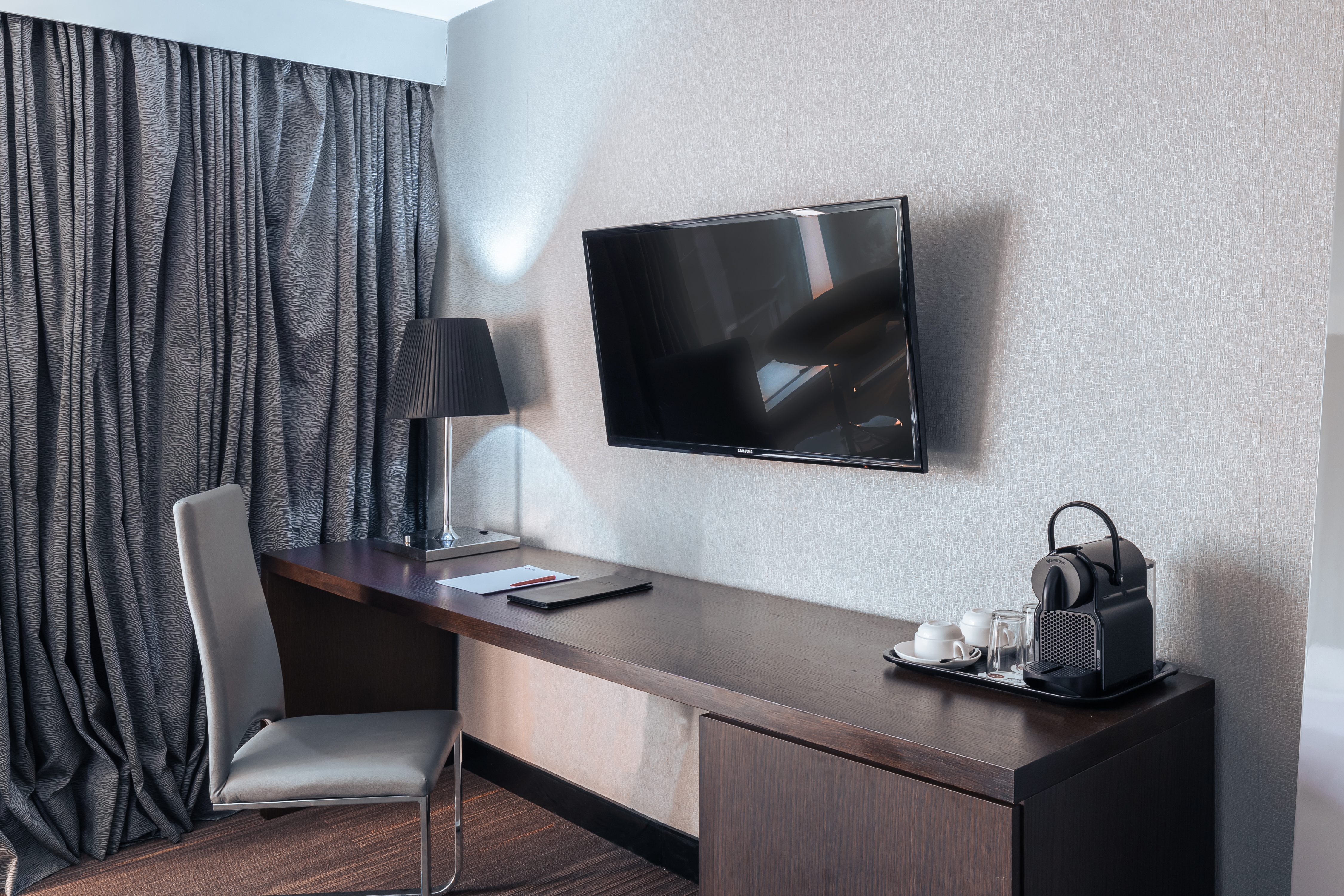 Double Connecting Room