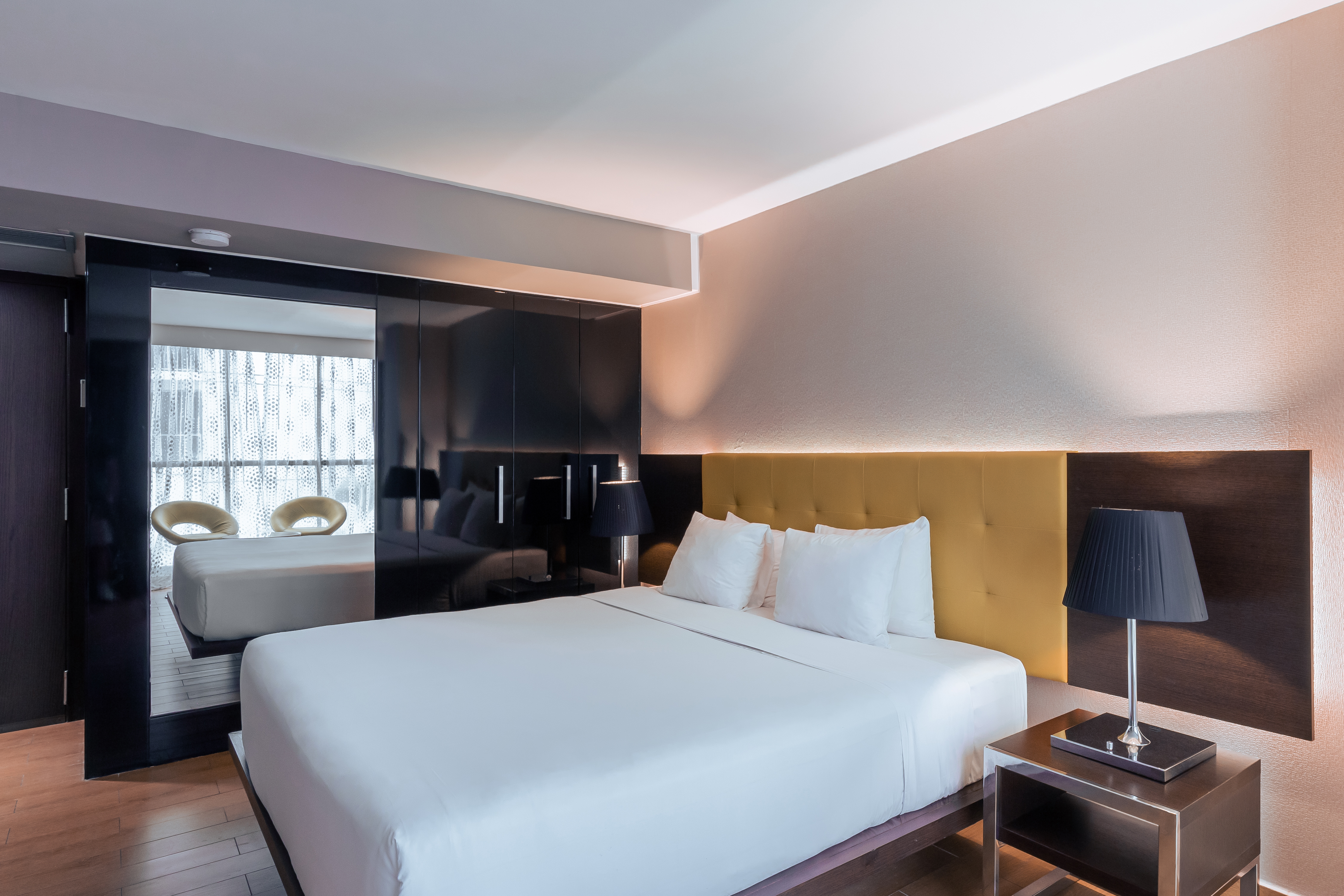 Double Connecting Room