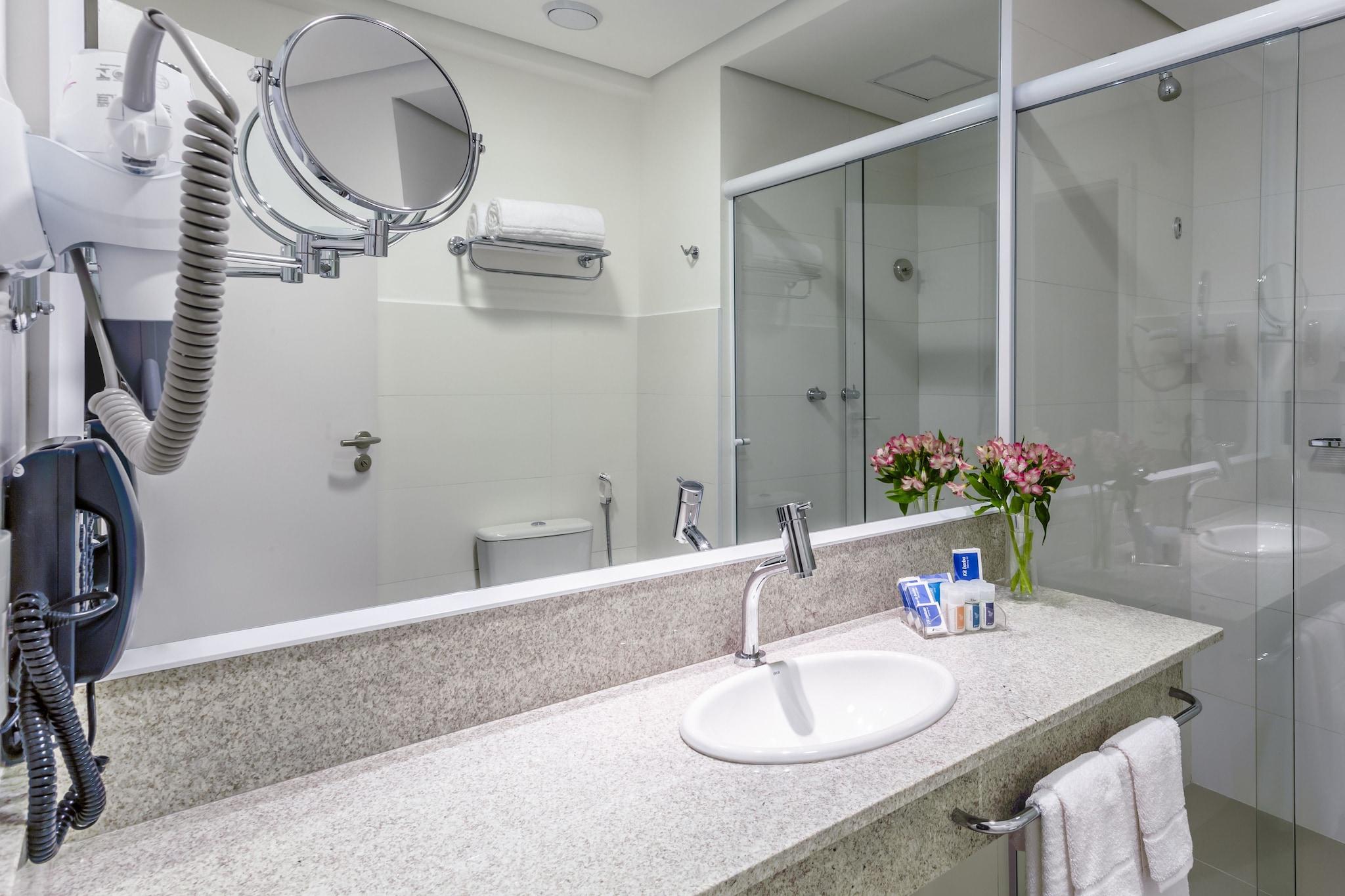 Quadruple Three Beds