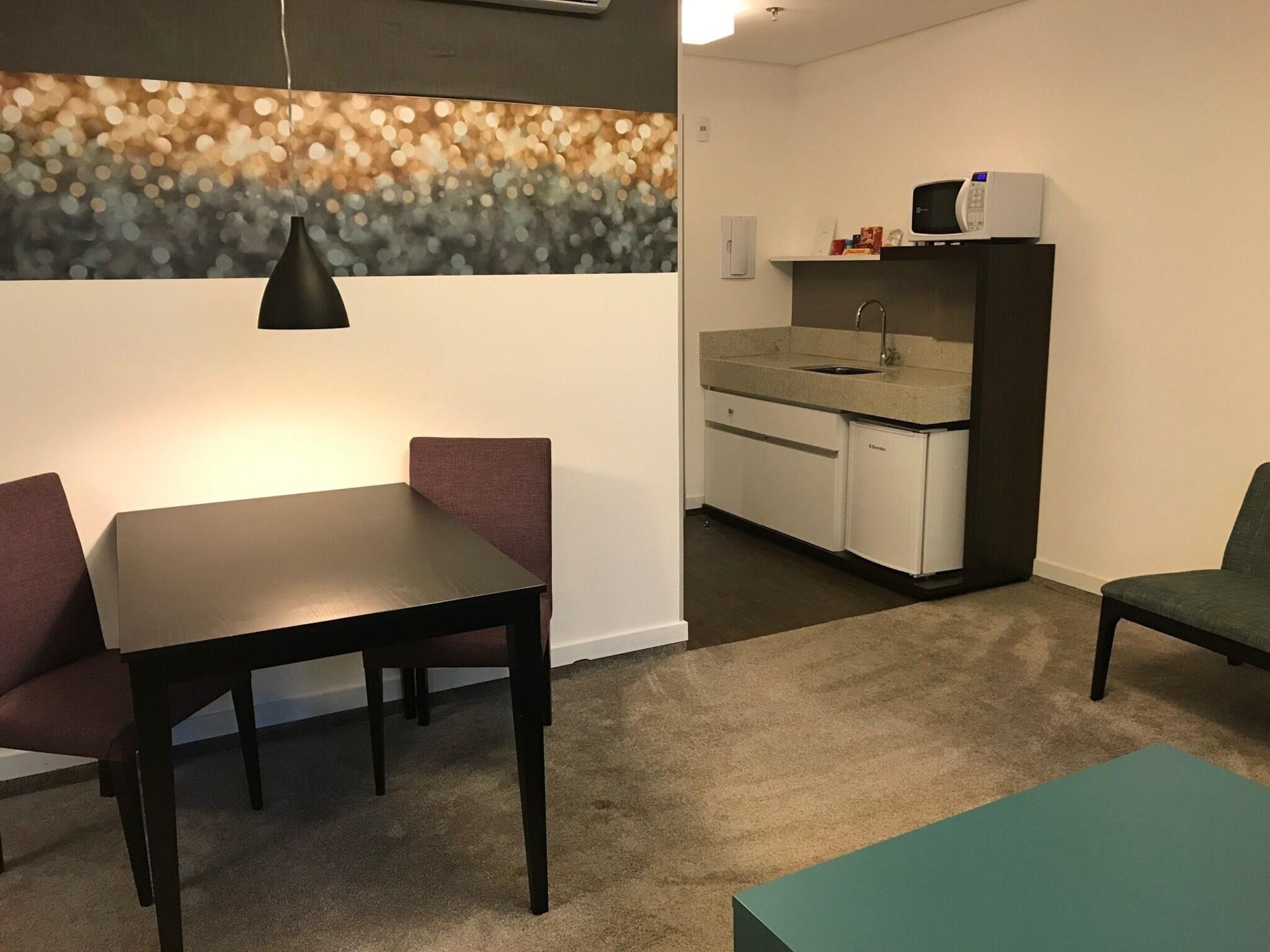 Quadruple Three Beds