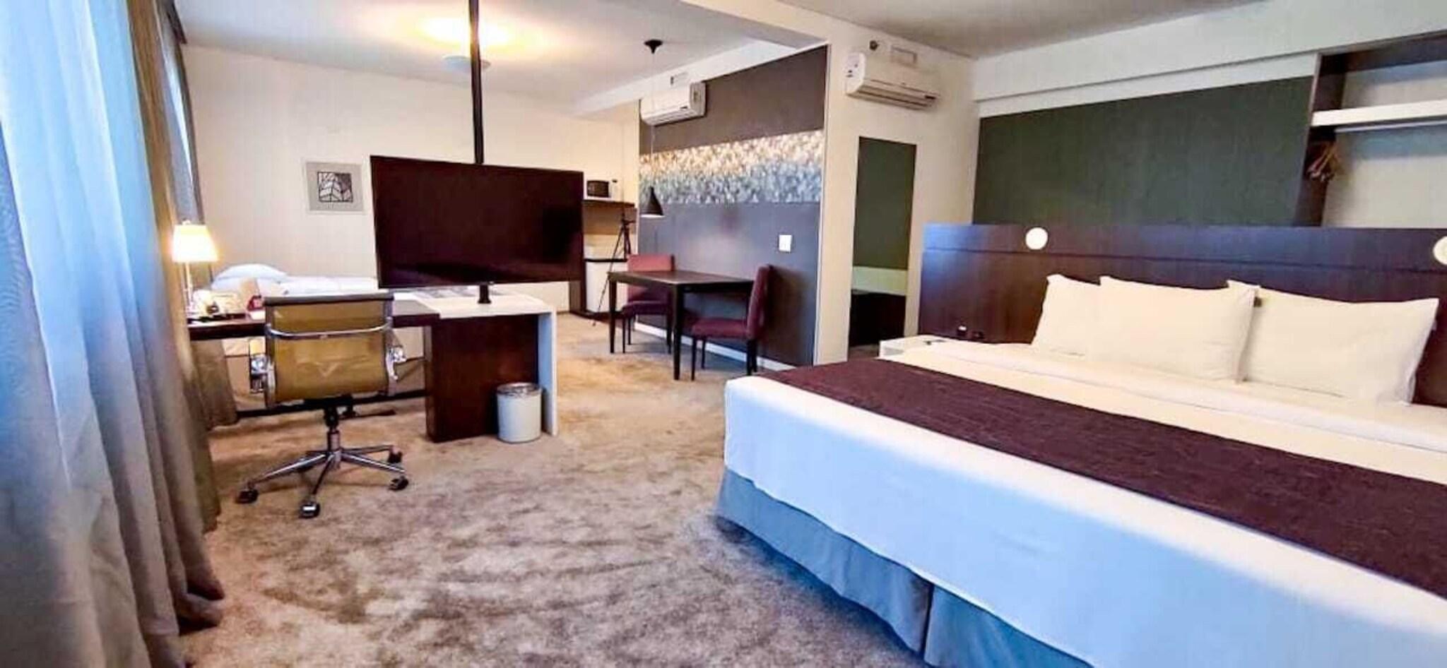 Quadruple Three Beds