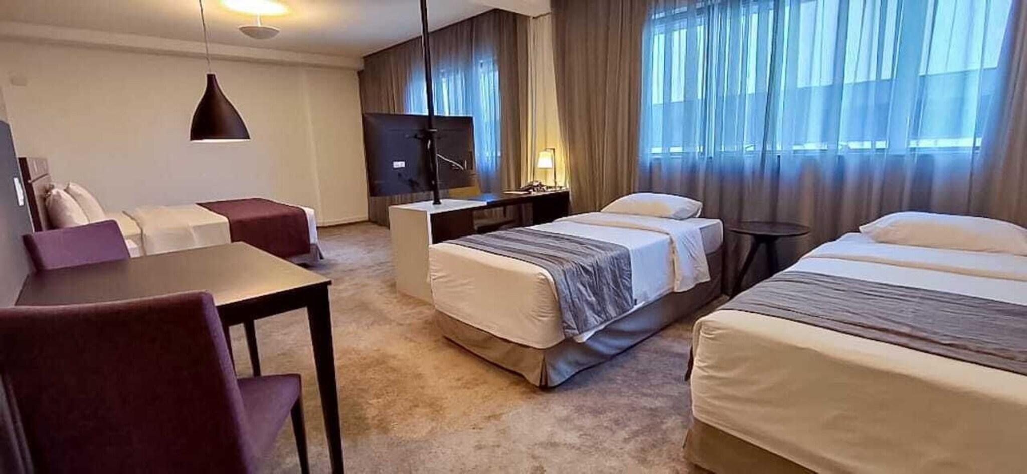 Quadruple Three Beds