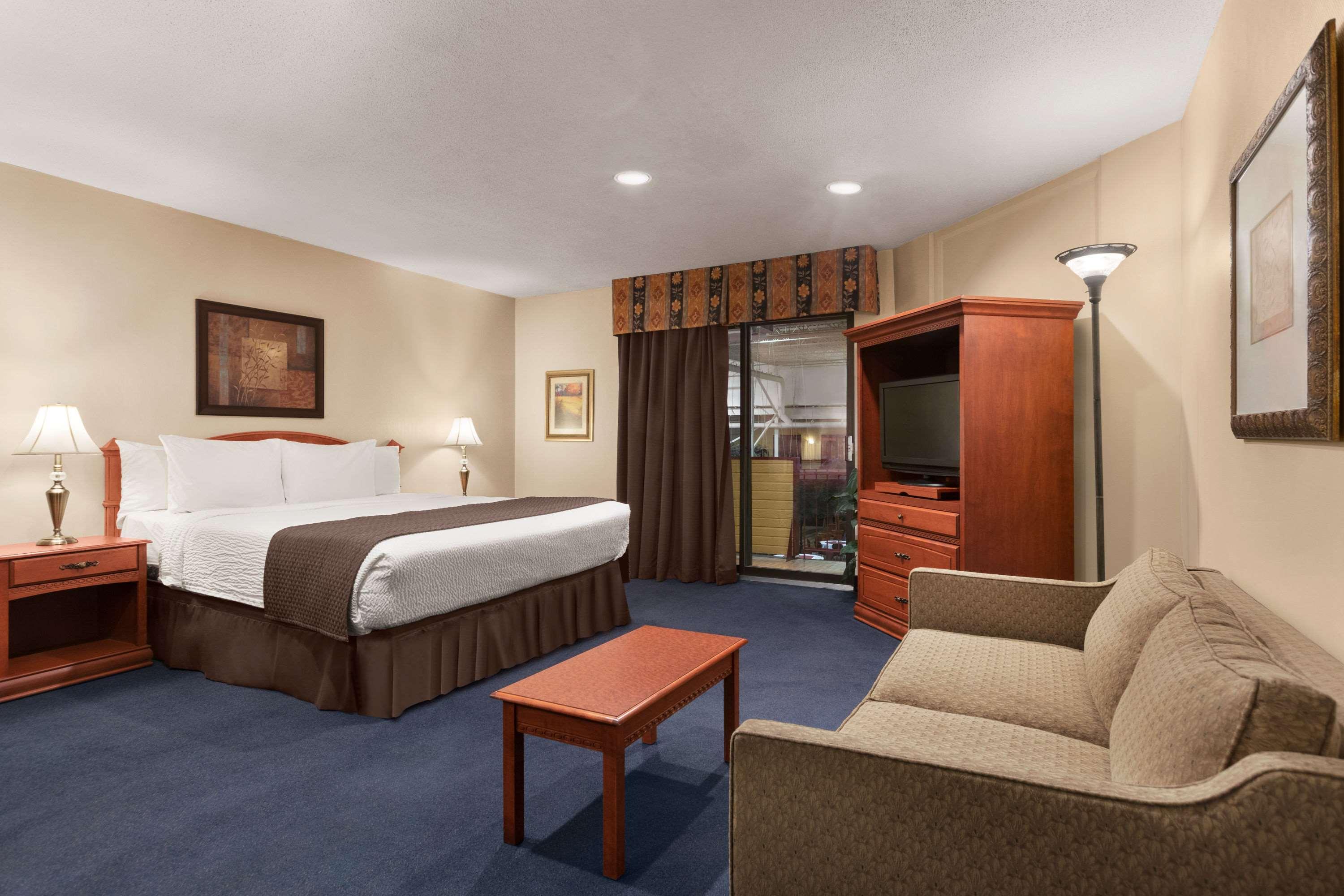 Suite King Bed Non Smoking