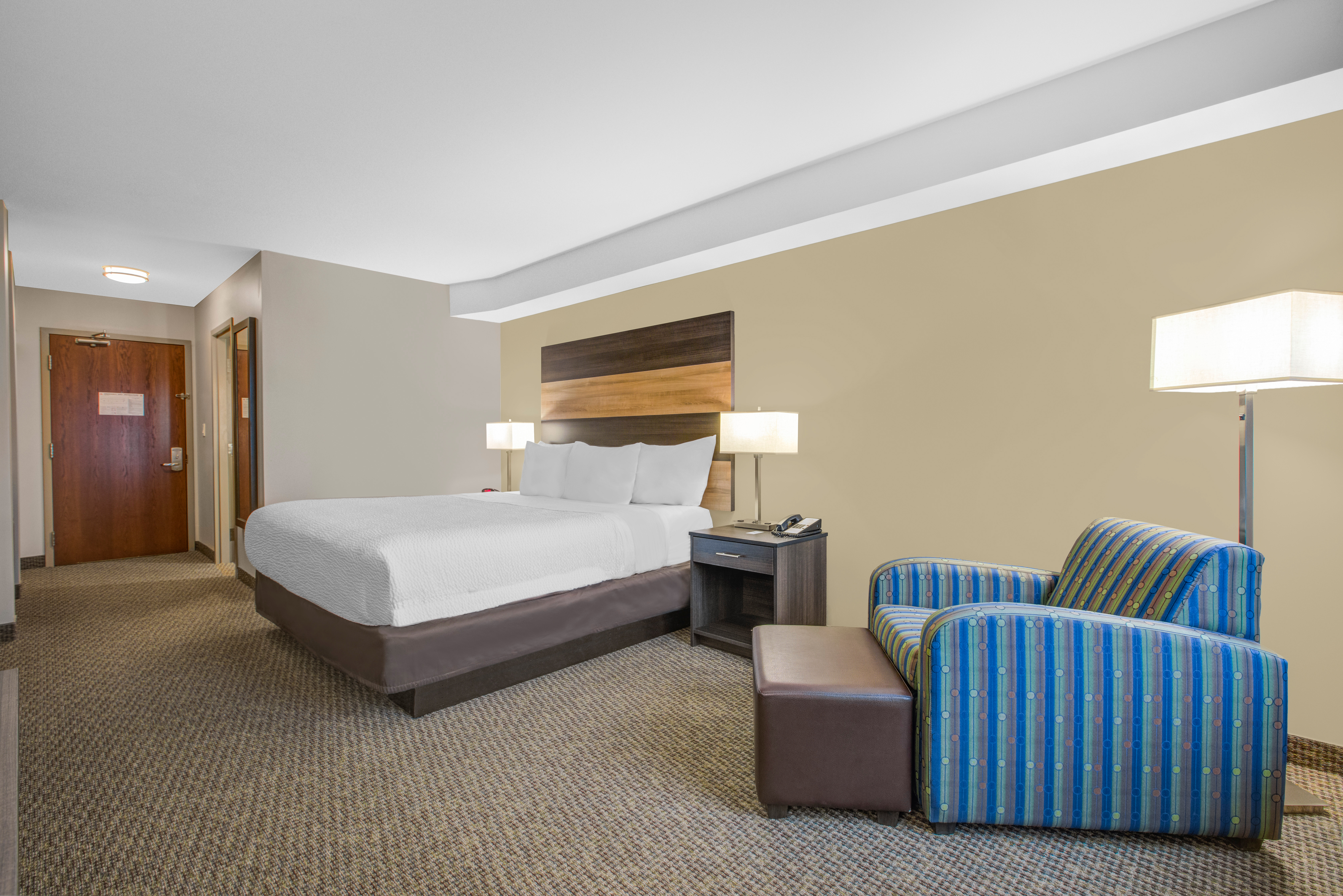 Double King Bed Non Smoking