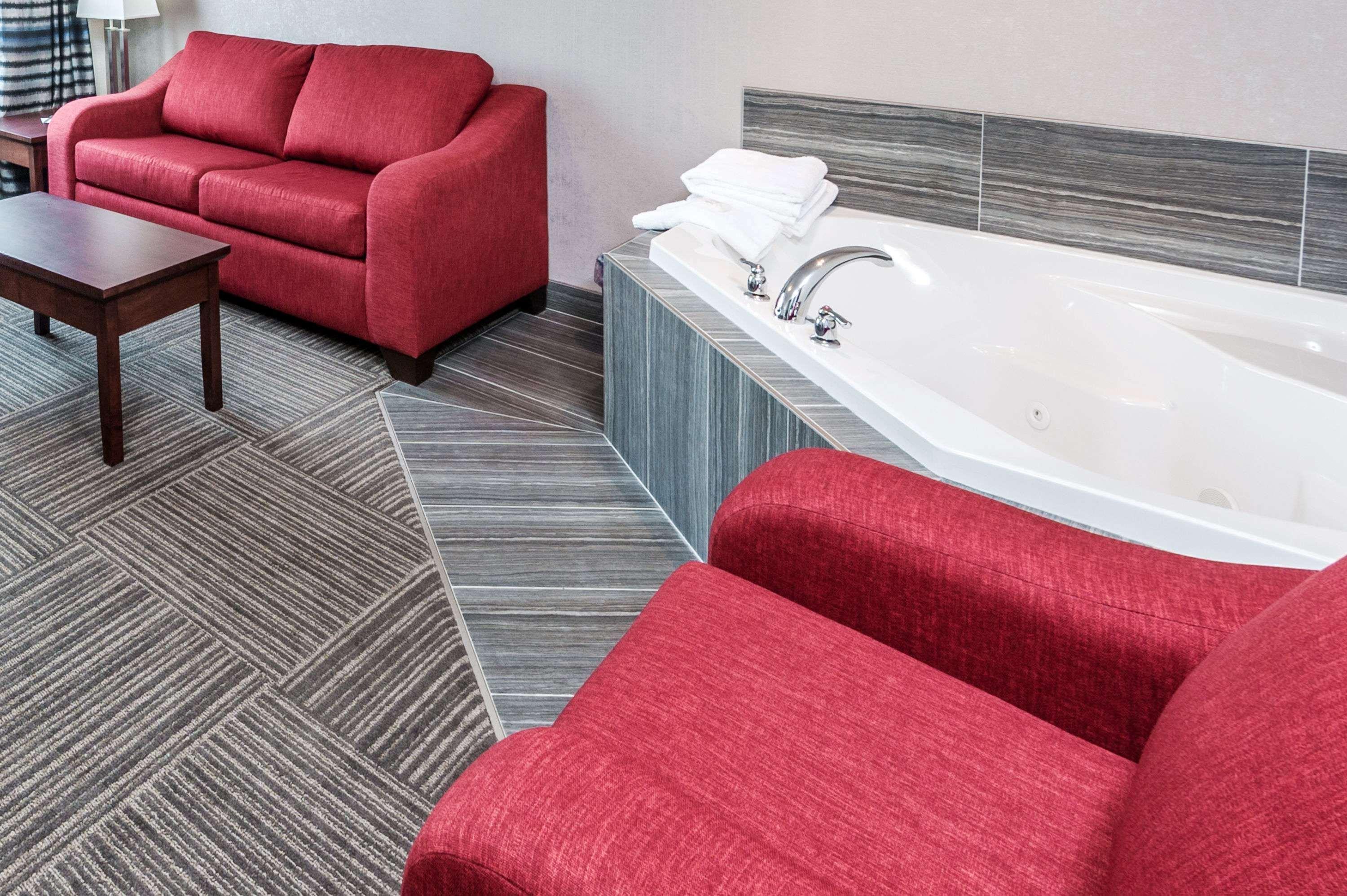 Suite King Bed Non Smoking