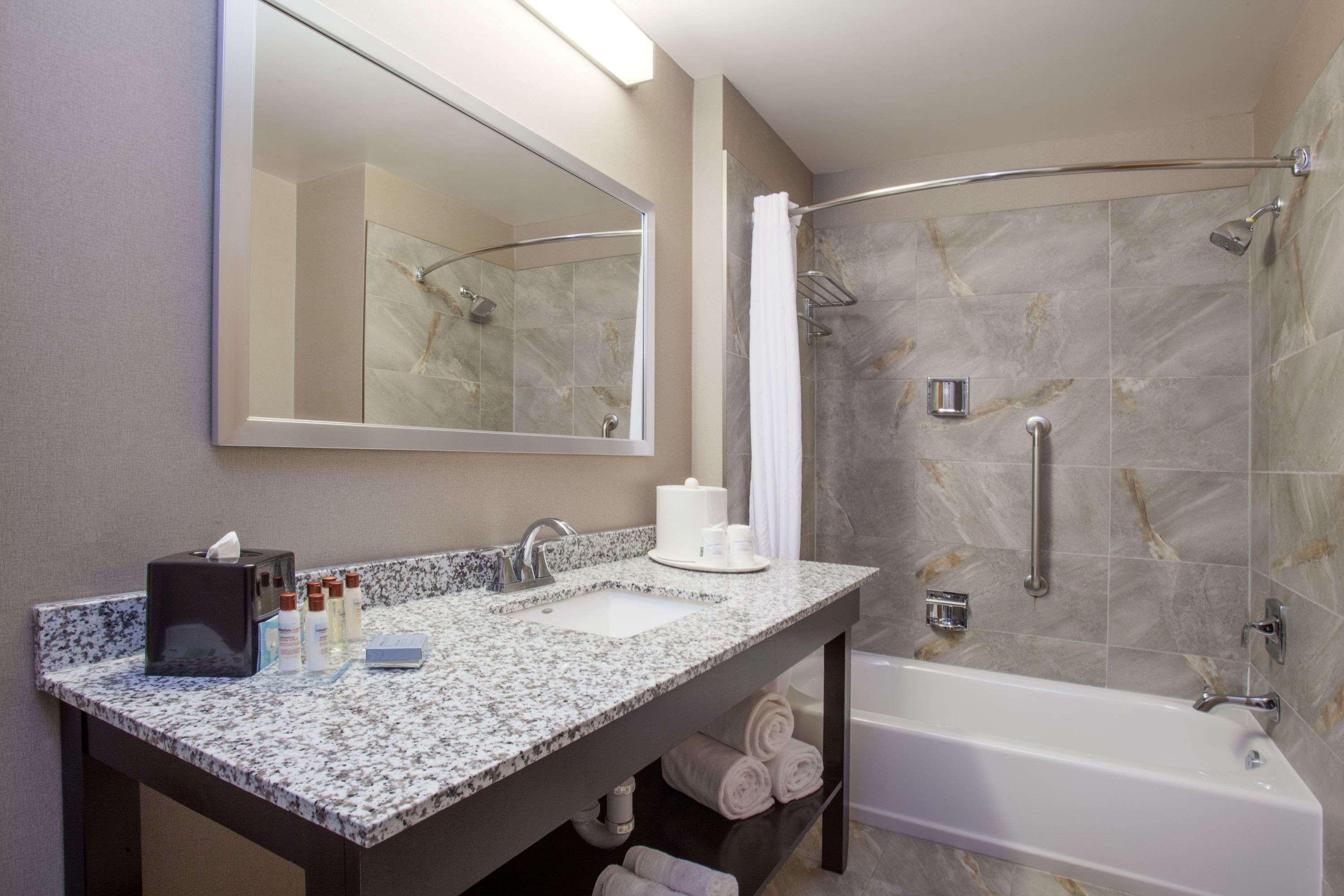 Room Accessible-two Queen Beds