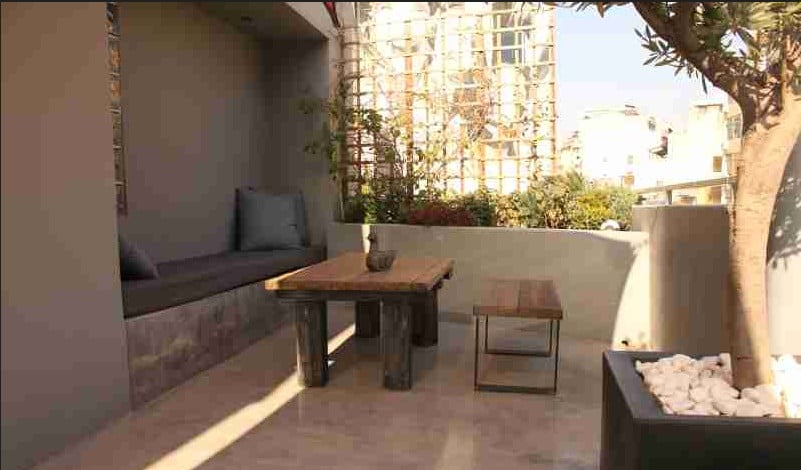 Suite with Balcony with Views