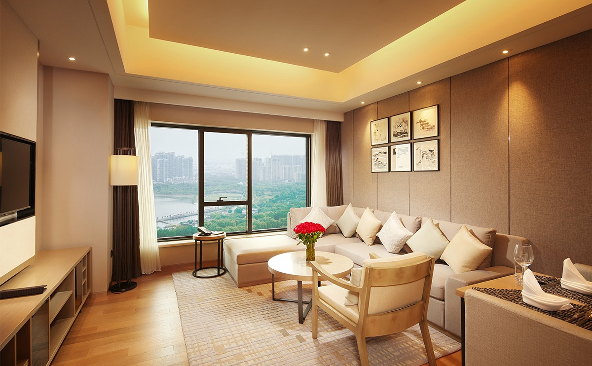 Suite King Bed One Bedroom 