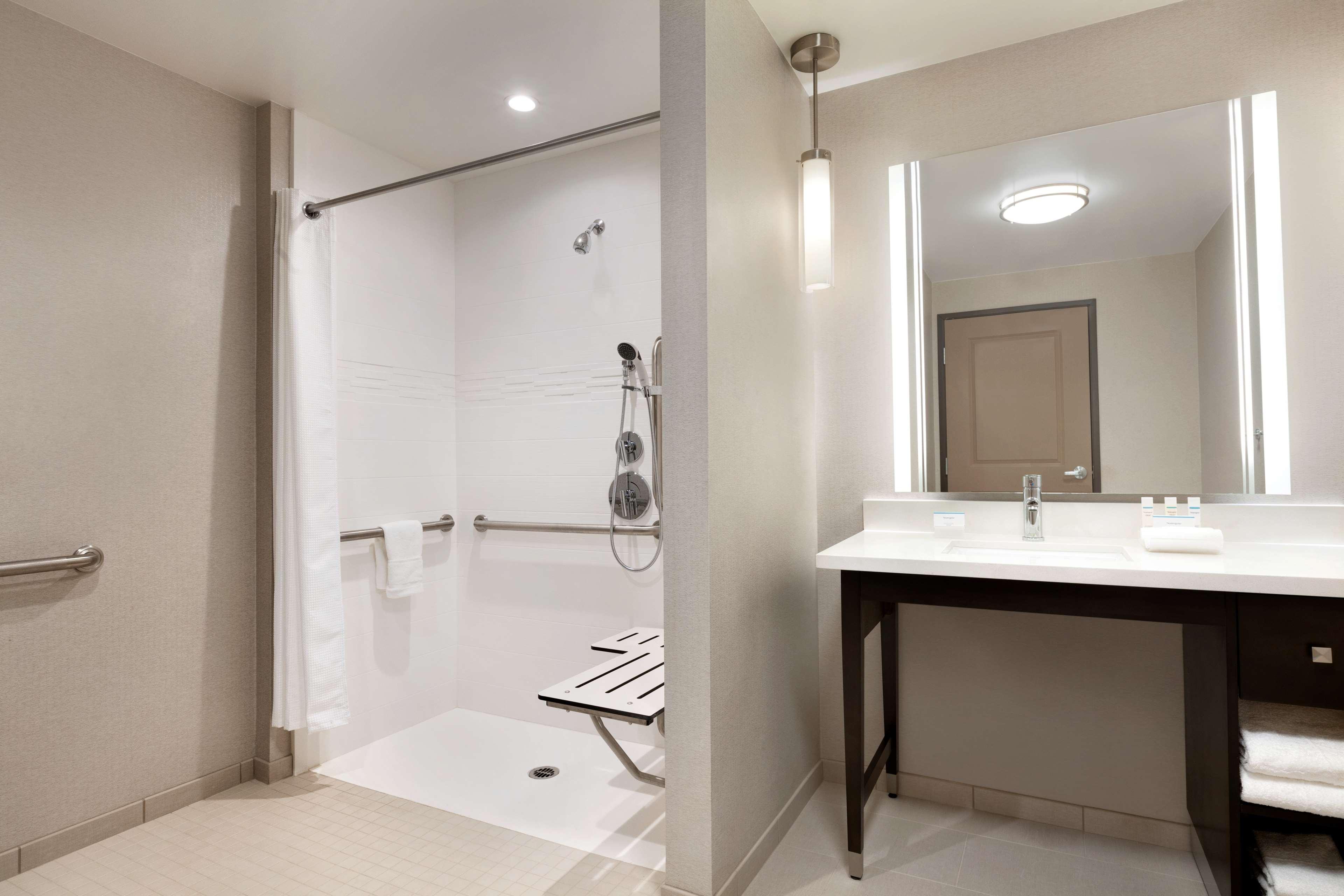 Suite Two Queen Beds