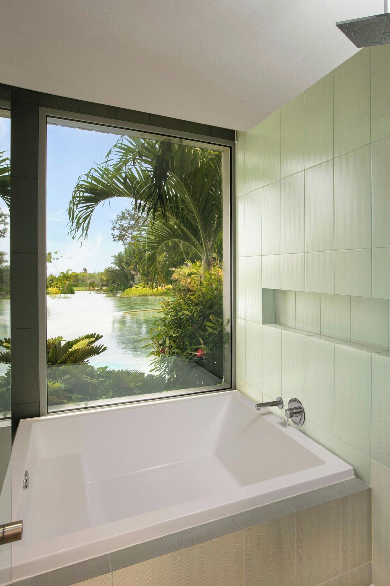 Quadruple Deluxe Ocean View