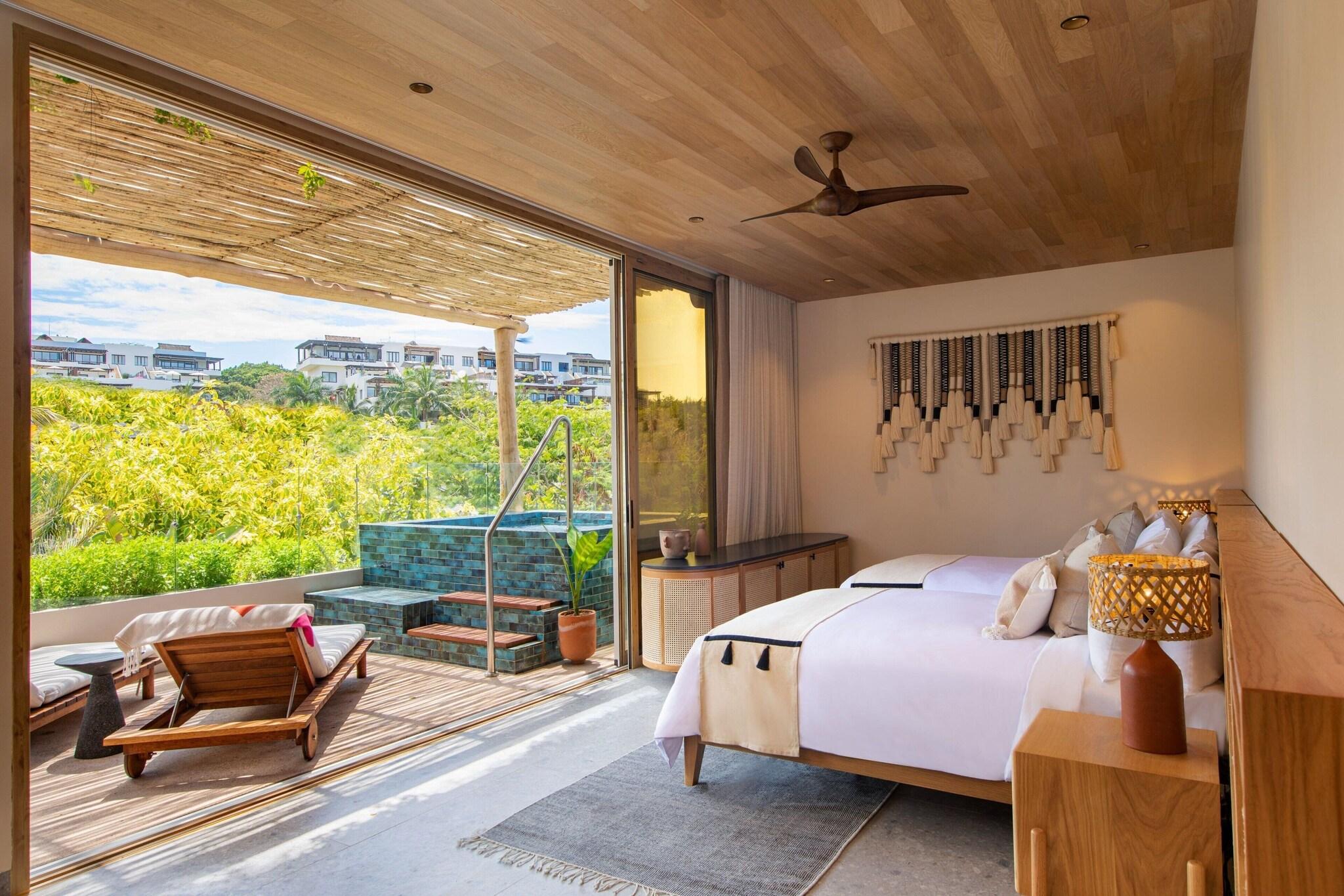 Villa Ocean Front Two Double Beds