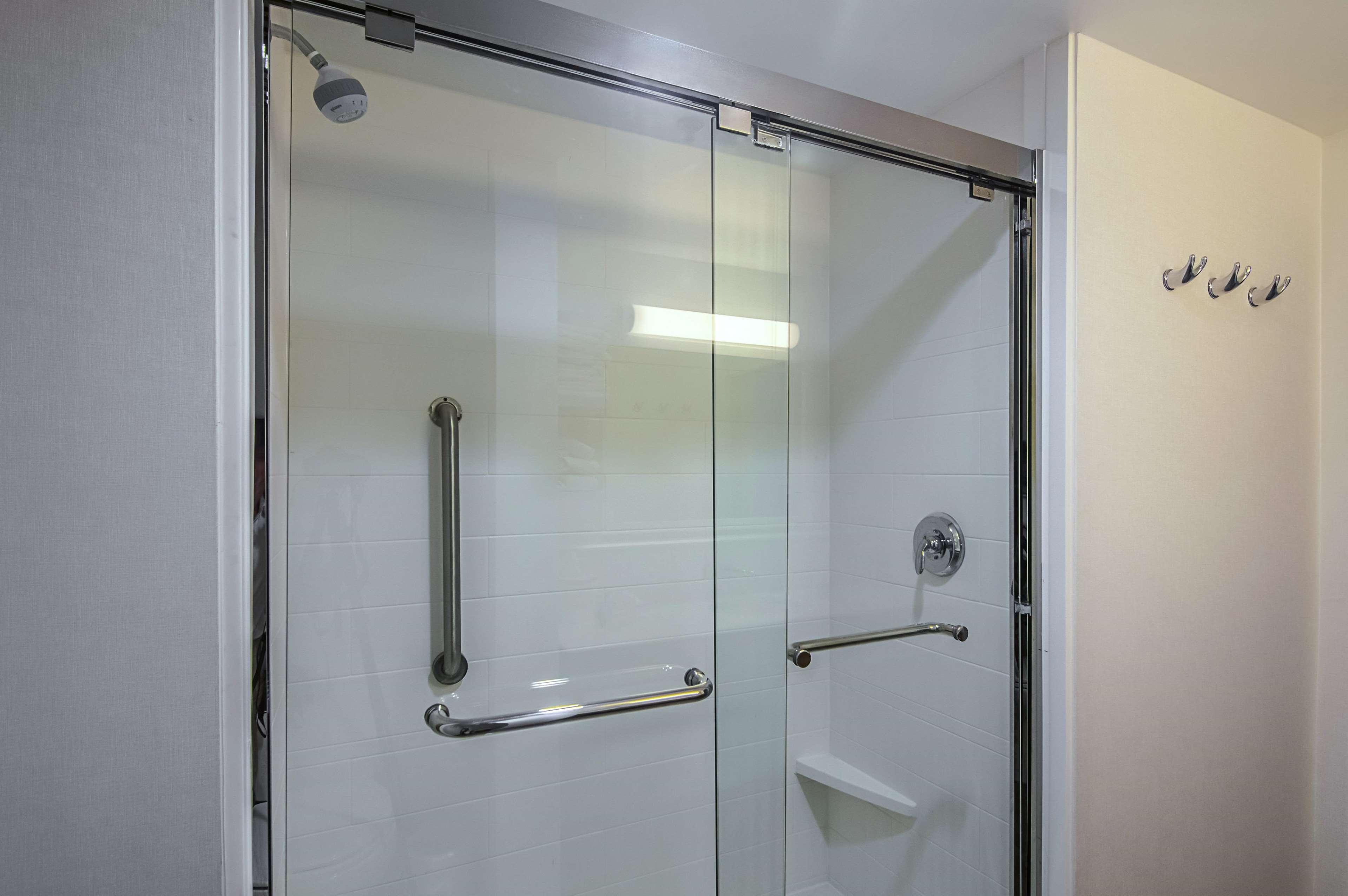 Double Accessible King Size Bed