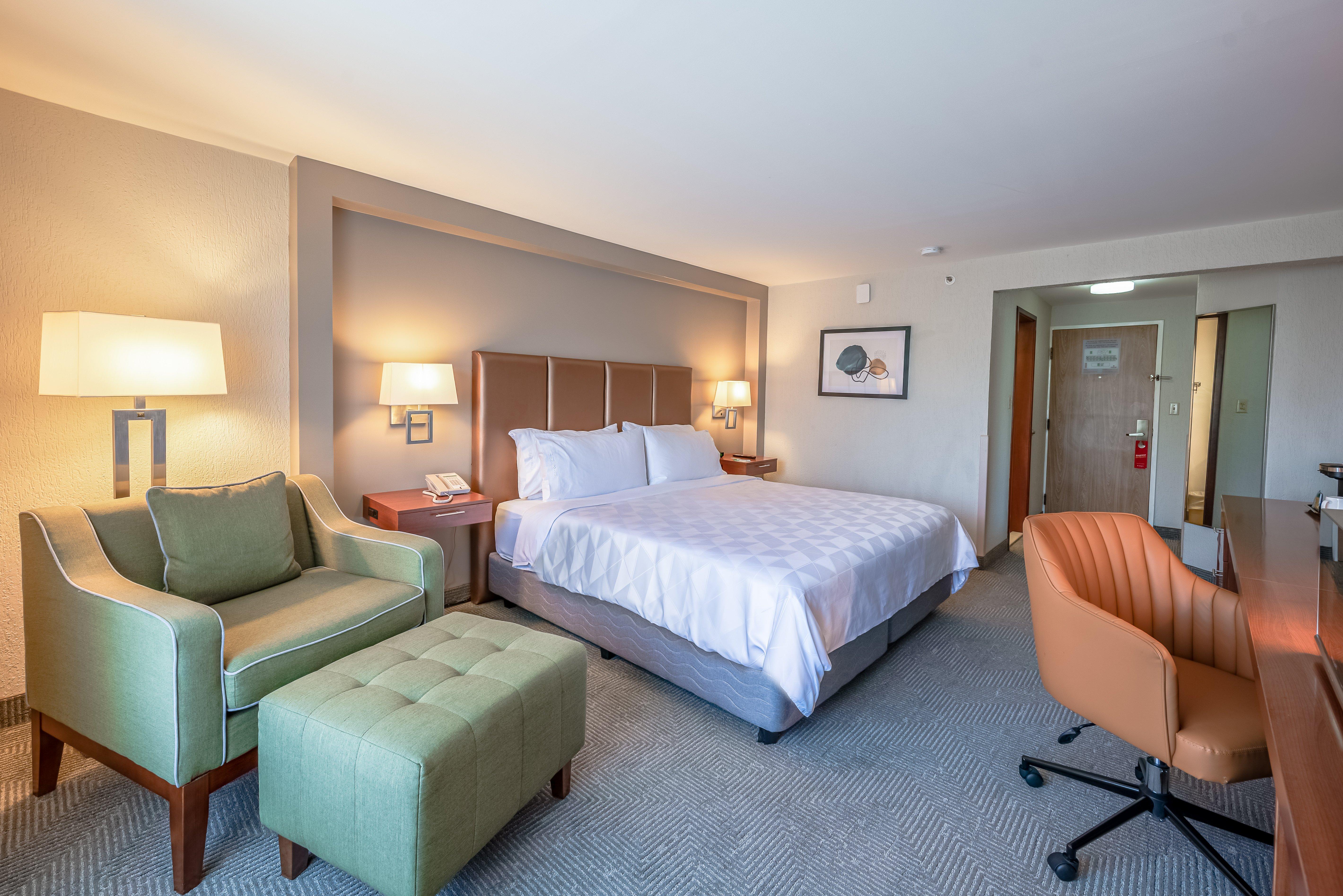 Double City View King Bed