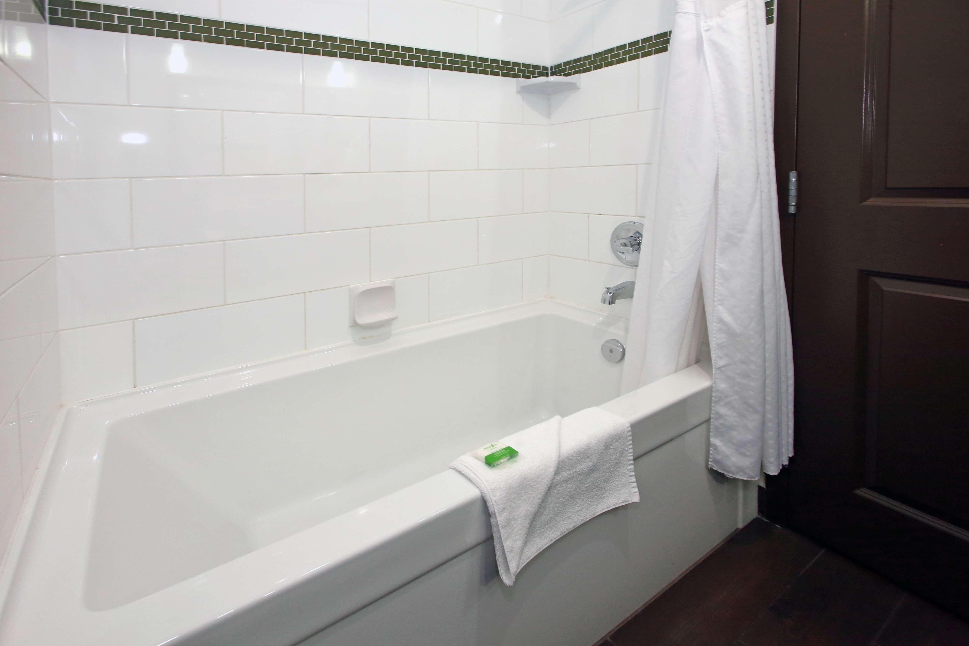 Suite Two Queen Beds Non Smoking