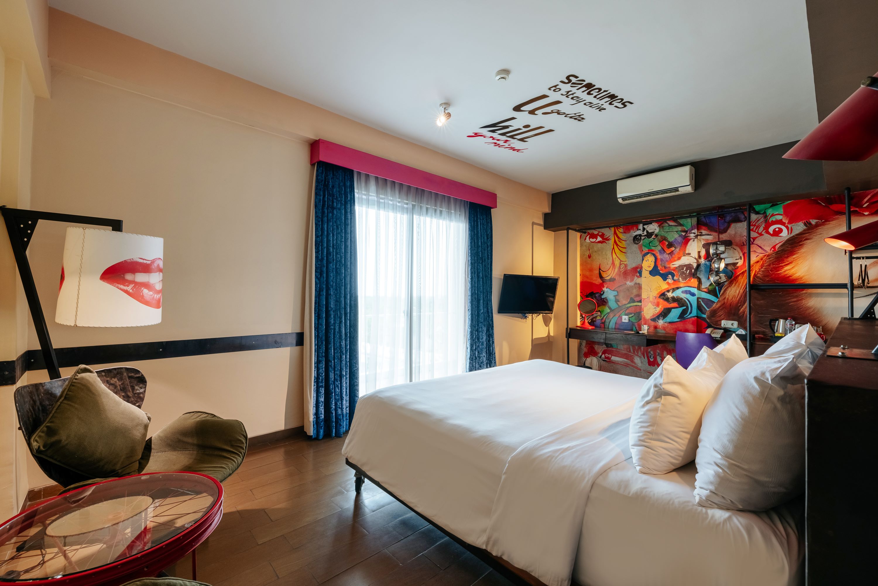 Double Deluxe Pool View