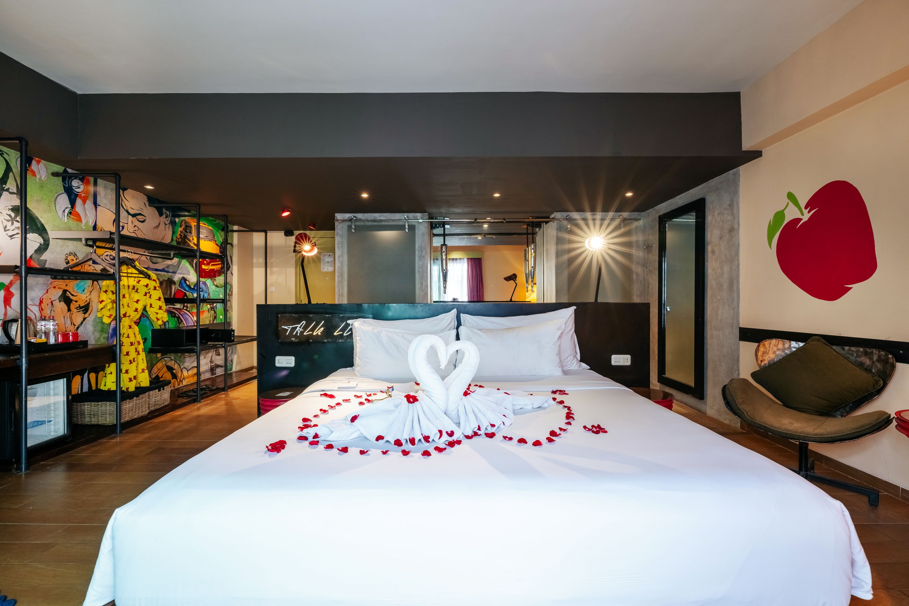 Double Deluxe Pool View