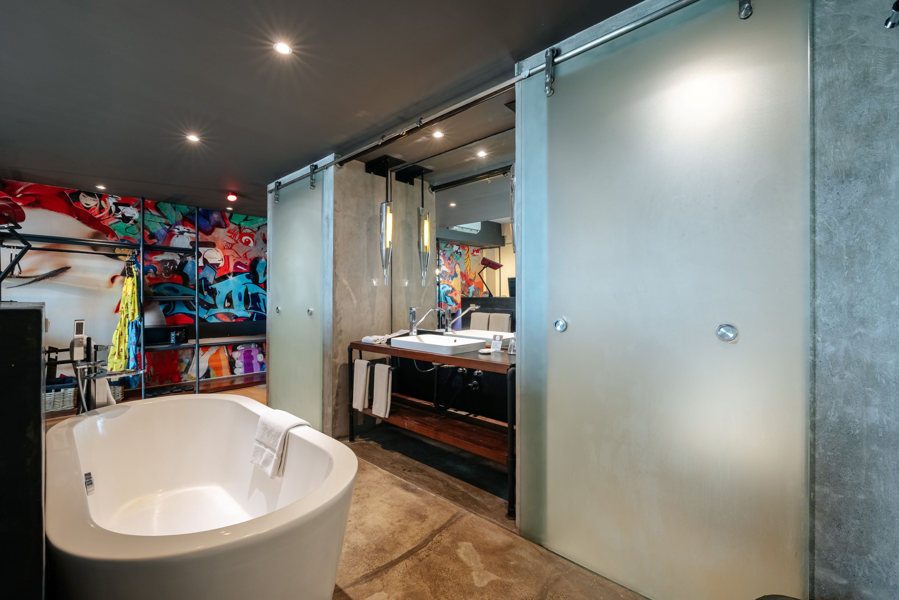 Double Deluxe Pool View