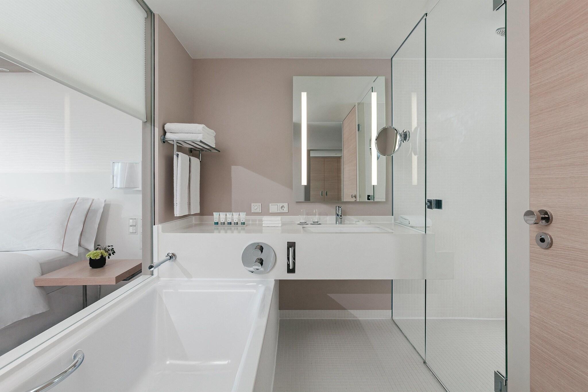 Suite King Bed Non Smoking