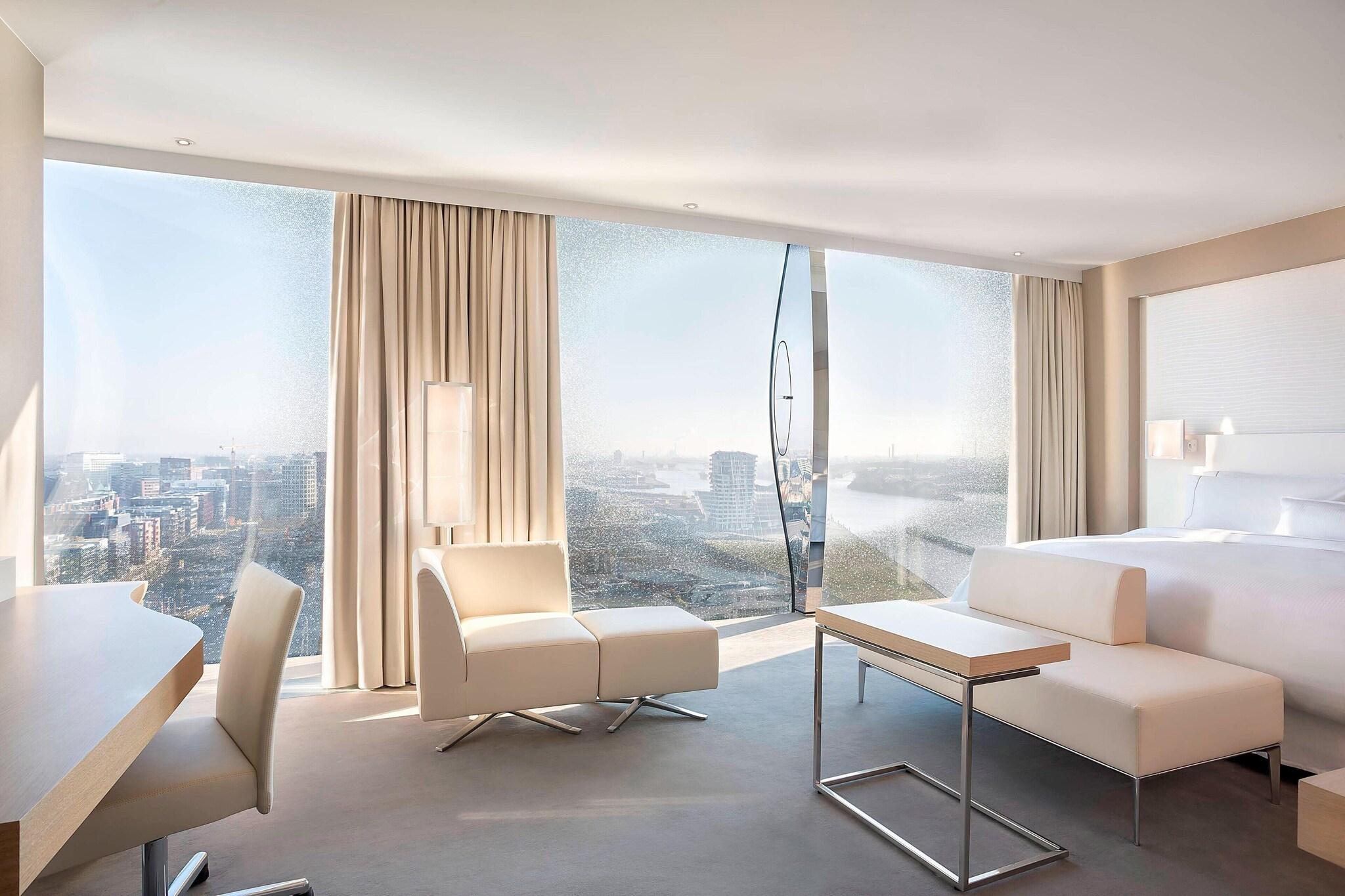 Studio King Size Bed