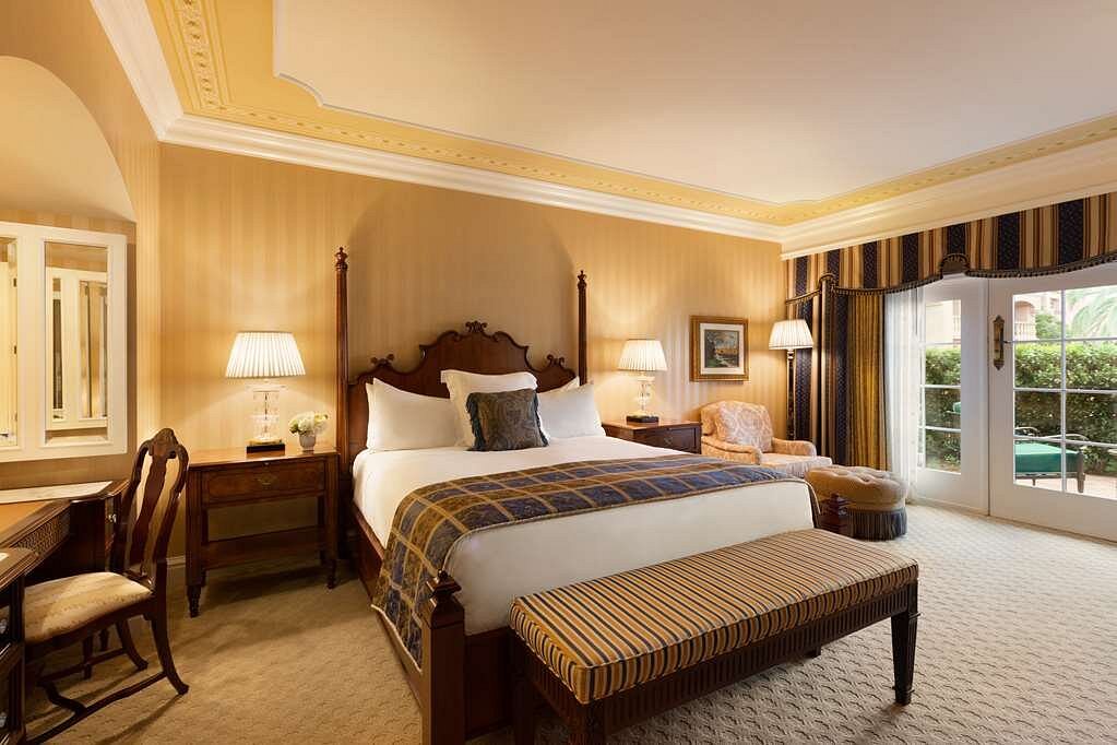 Suite with Kitchenette