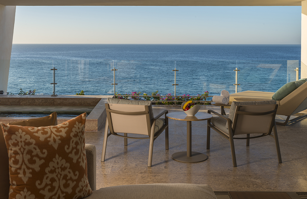 Suite Deluxe Ocean Front with Terrace