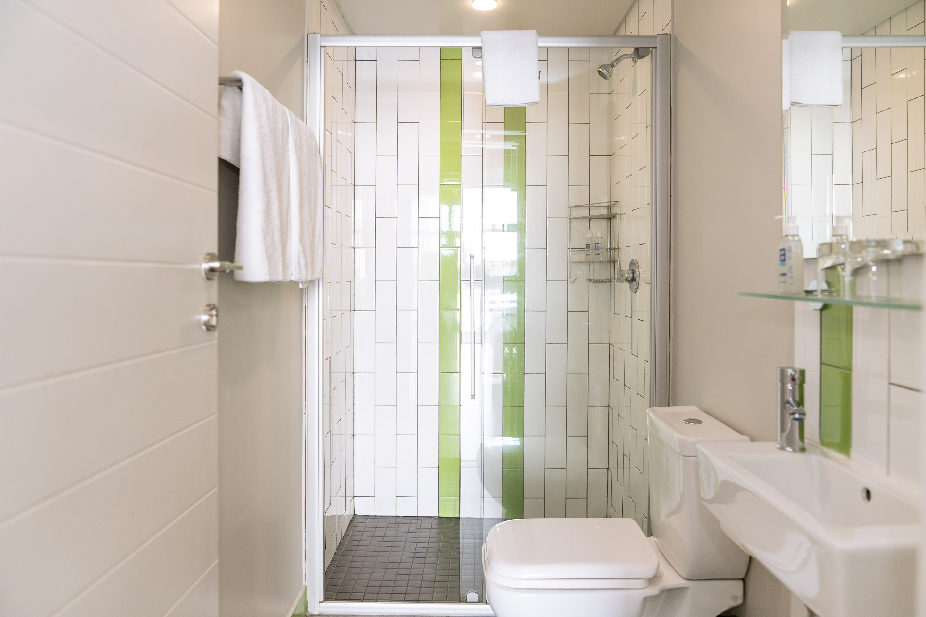 Studio Two Double Beds One Bedroom 